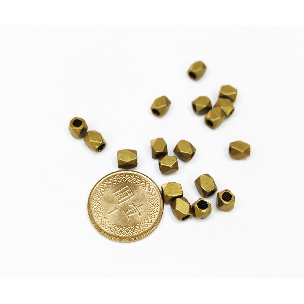 手工多角銅珠(銅)0.5 *0.4公分 2個【十方】141415