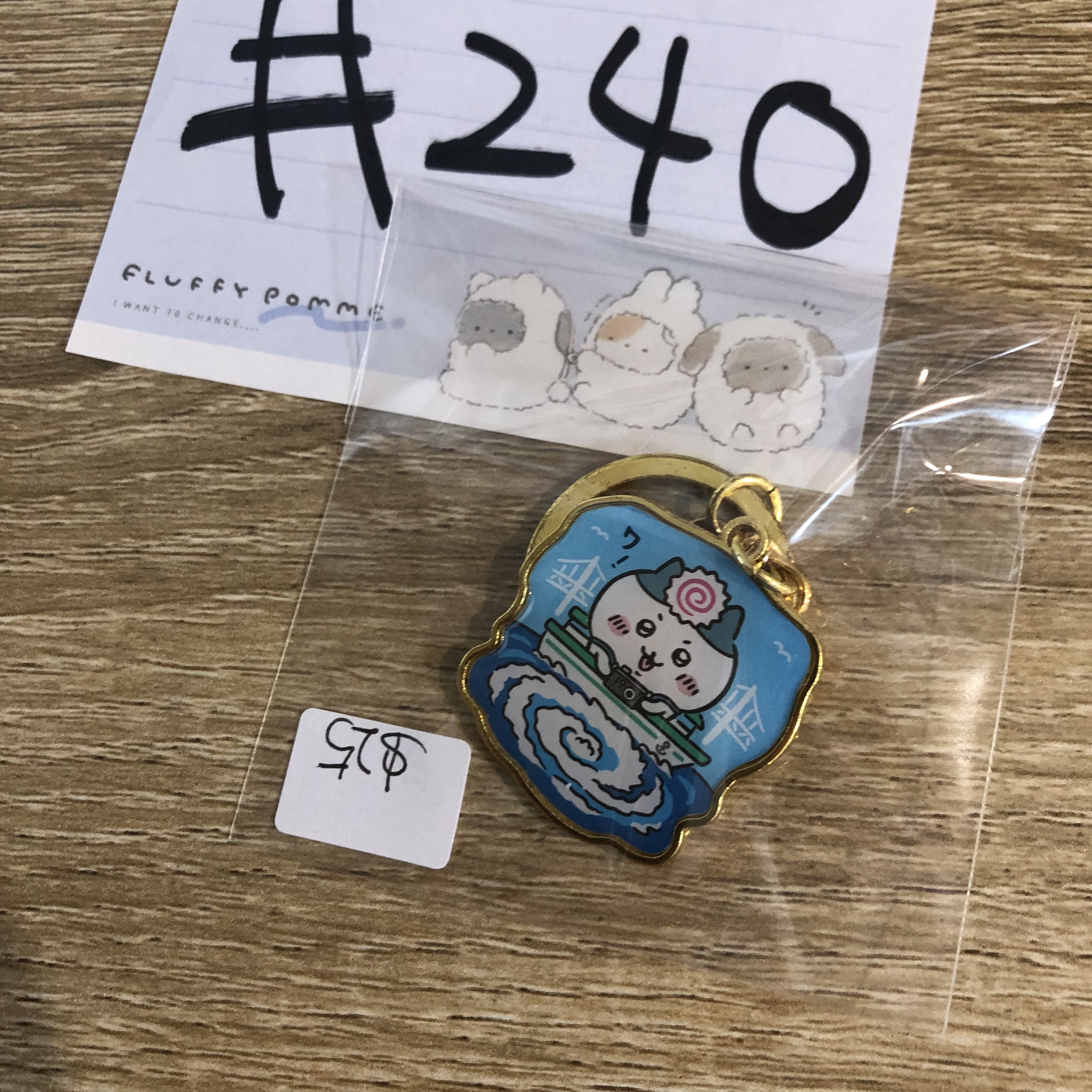 CHIIKAWA 八字貓 掛件#240