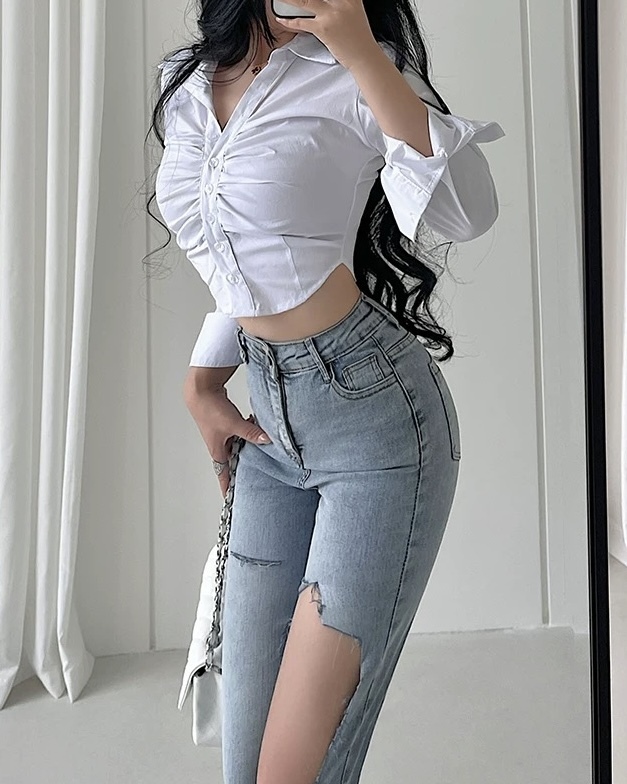 胸抓皺顯腰細合身襯衫