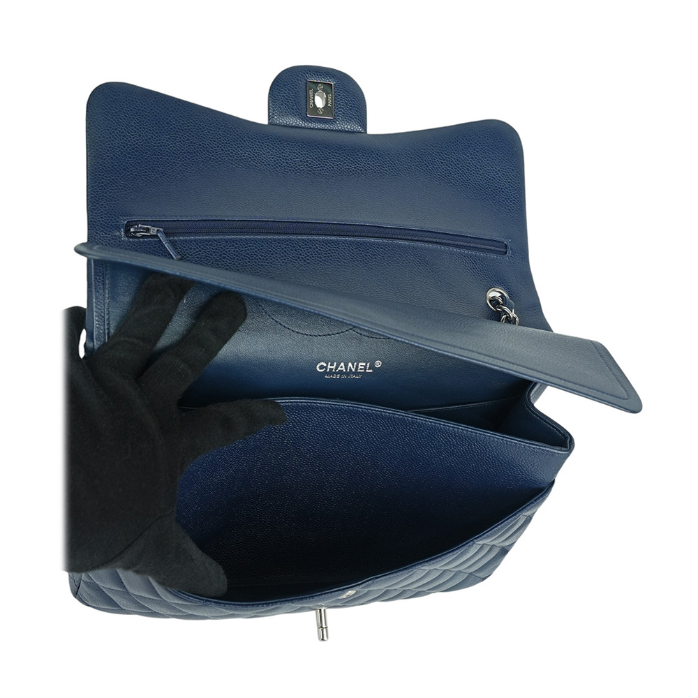 【CHANEL 】荔枝牛皮雙蓋銀鍊JUMBO COCO(30CM)(深藍色)A58600