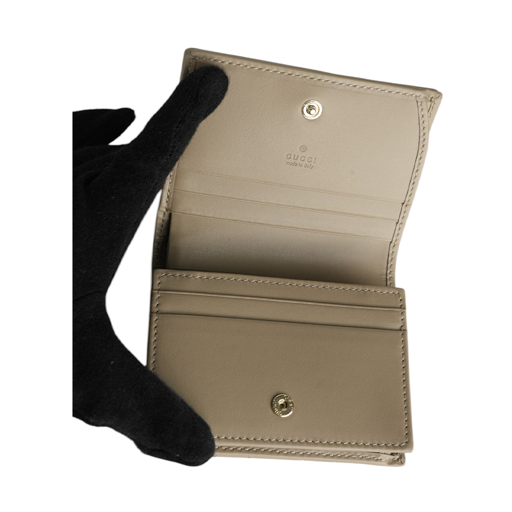 【GUCCI】GG Marmont 山行紋縫線皮革卡片小短夾(象灰色) 466492 DTDHD 1523