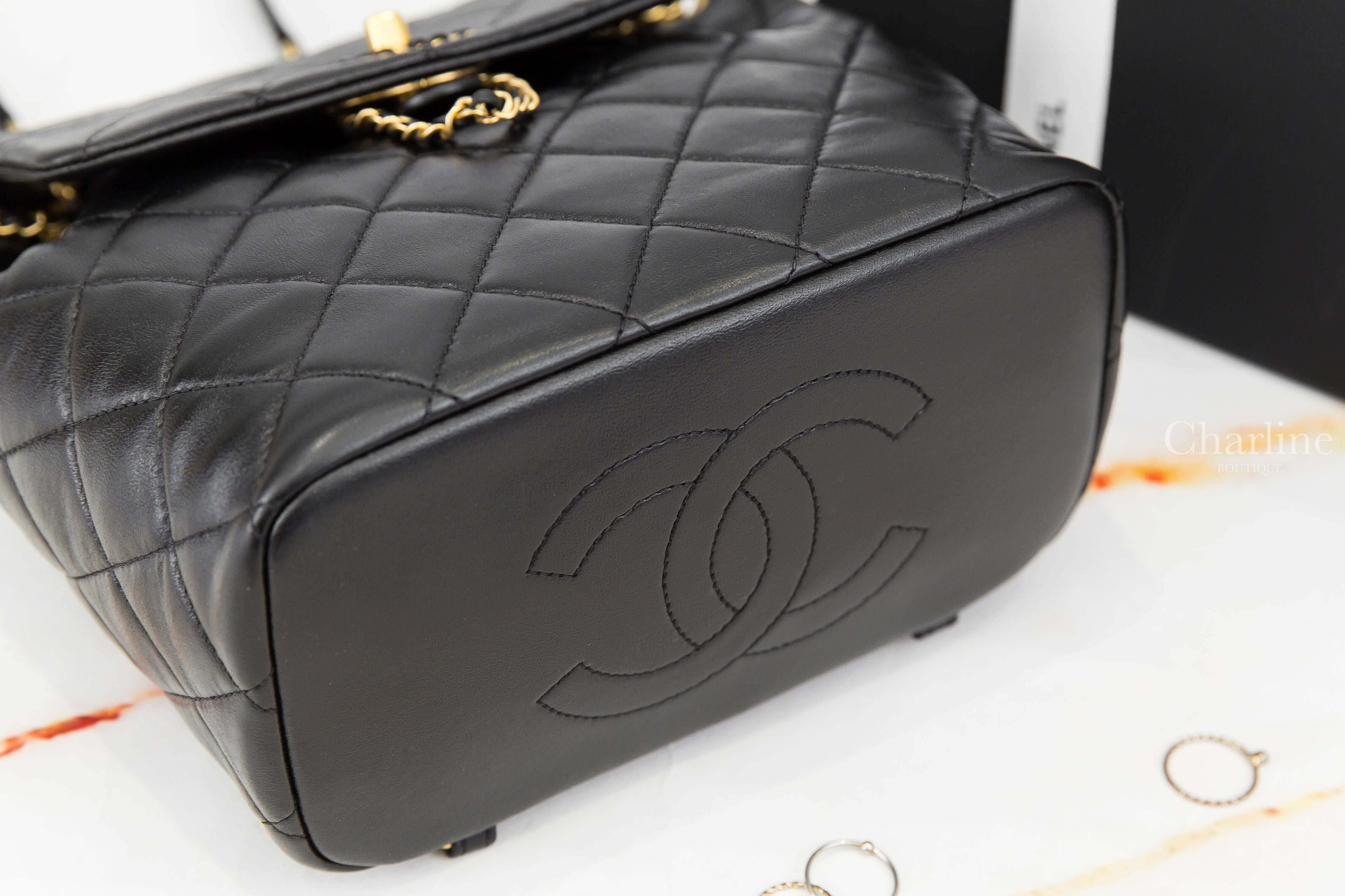 Chanel Backpack 黑色金CC黑金皮穿鍊小羊皮菱格紋束口手提後背包-Charline Boutique 精品代購