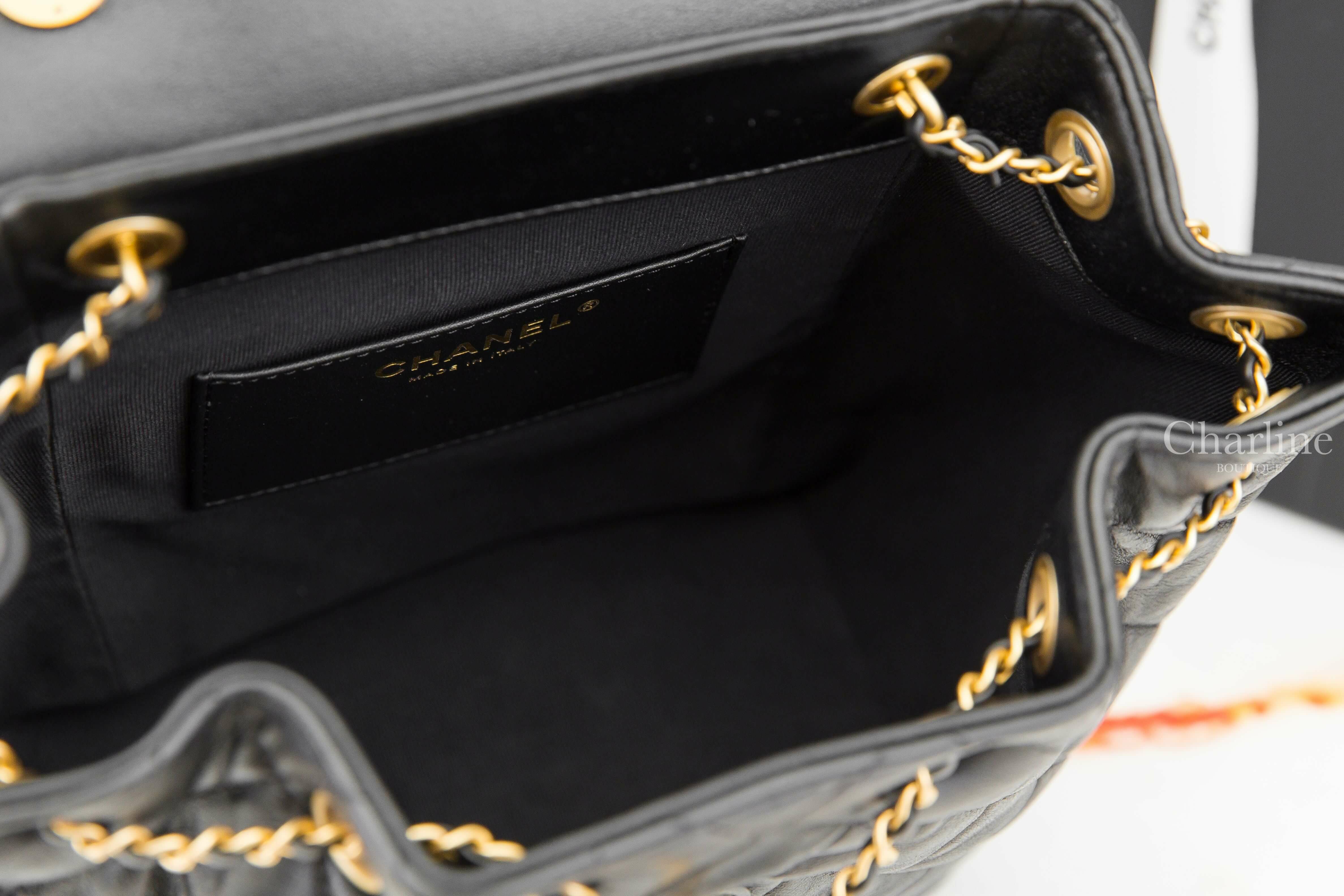 Chanel Backpack 黑色金CC黑金皮穿鍊小羊皮菱格紋束口手提後背包-Charline Boutique 精品代購