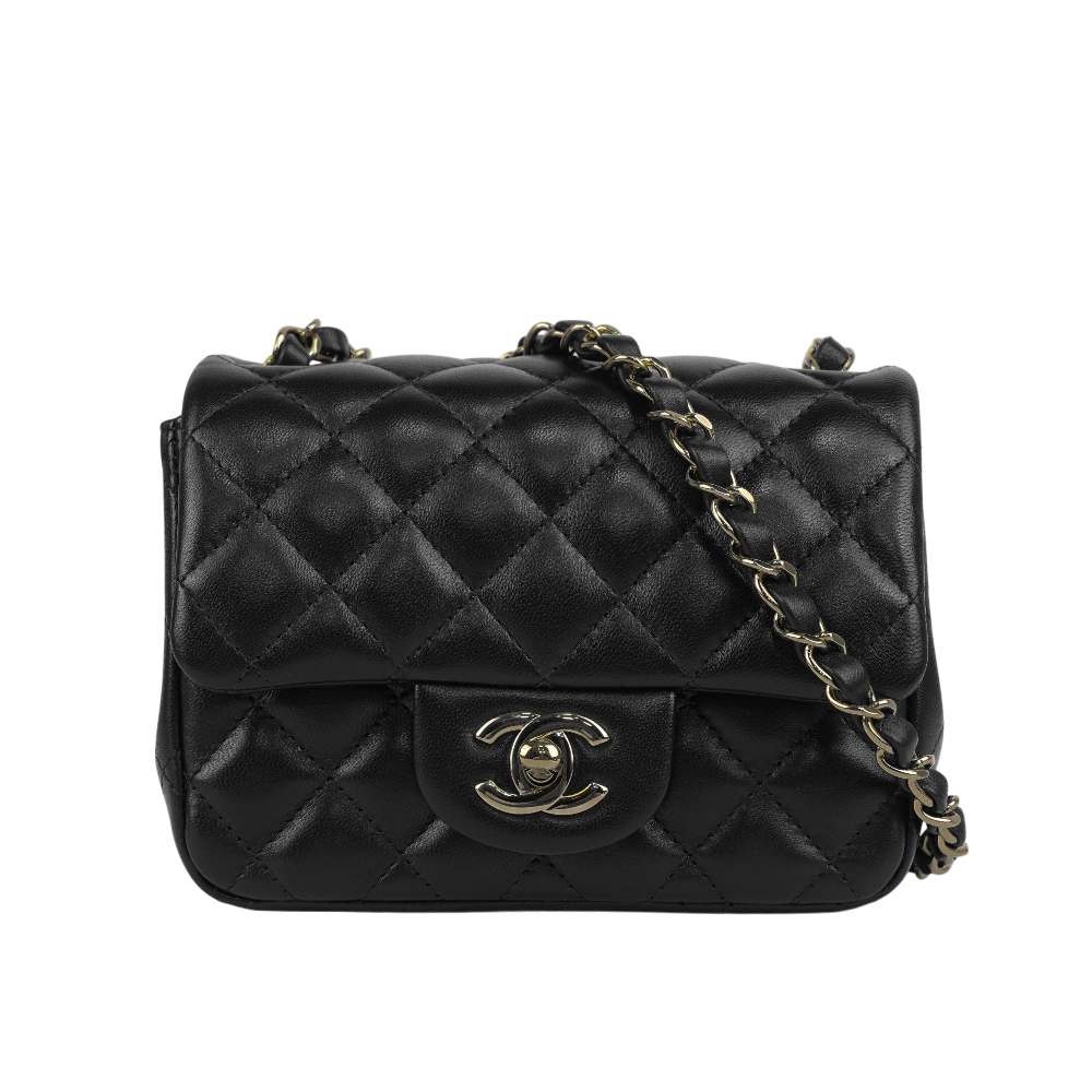 【CHANEL】金色CC Logo 菱格紋小羊皮迷你口蓋包/方胖包(黑色)A35200 Y04059 94305