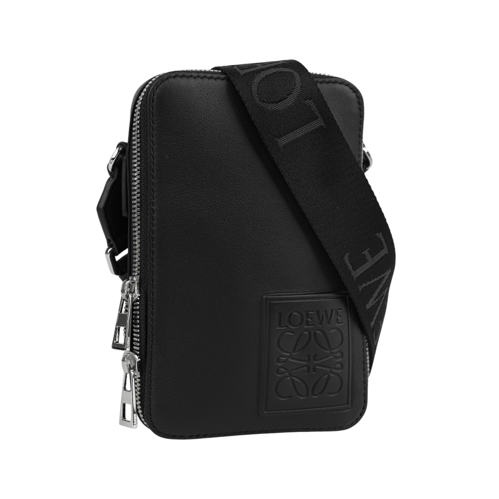 【LOEWE】Logo 壓印緞面小牛皮直式斜背包(黑色)C565S59X03 1100