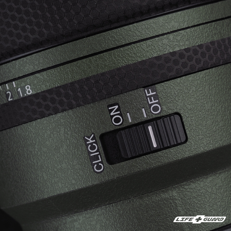 綠色砂紋貼膜質感，LIFE+GUARD 設計風格