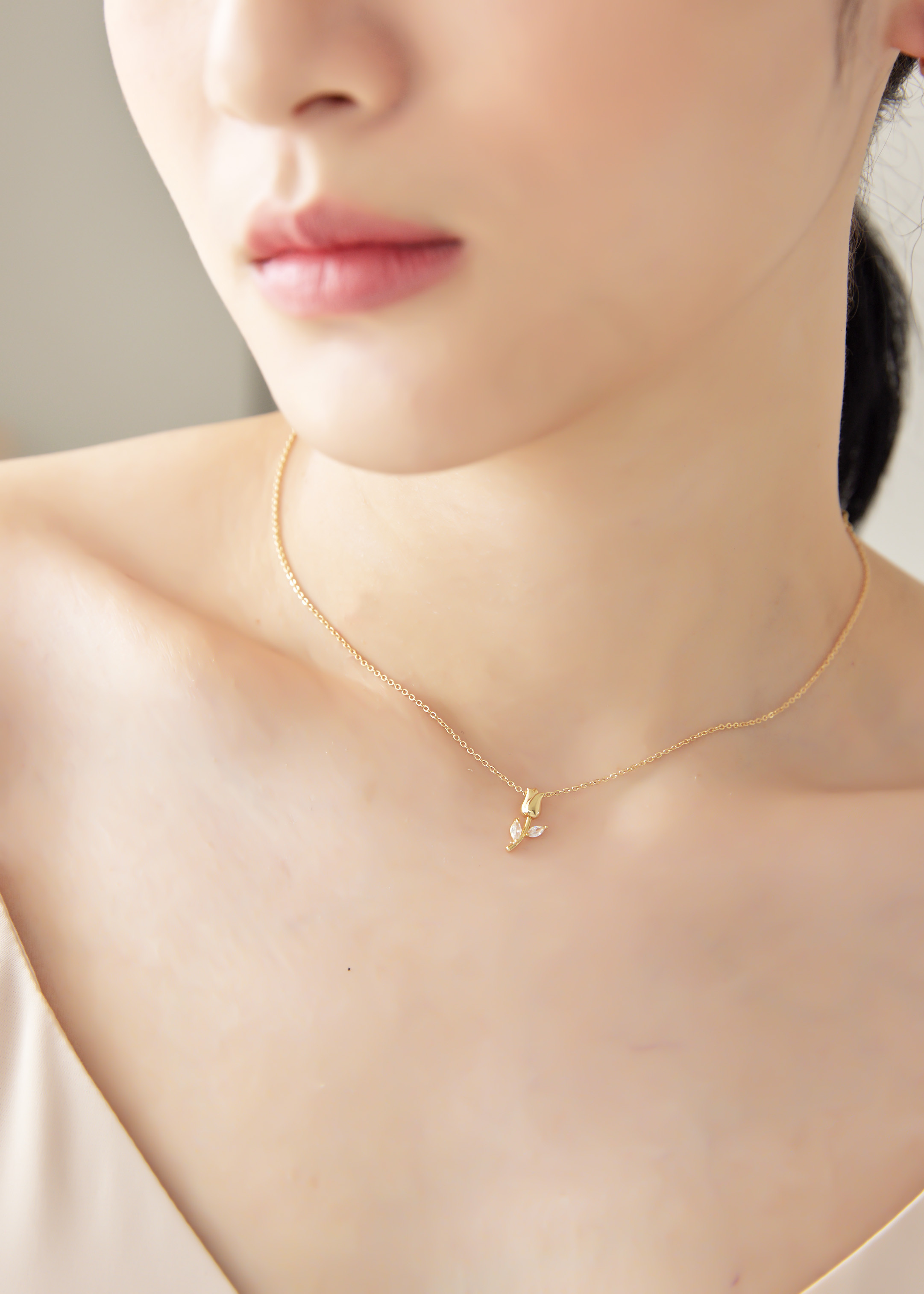 鬱金香鋯石項鍊