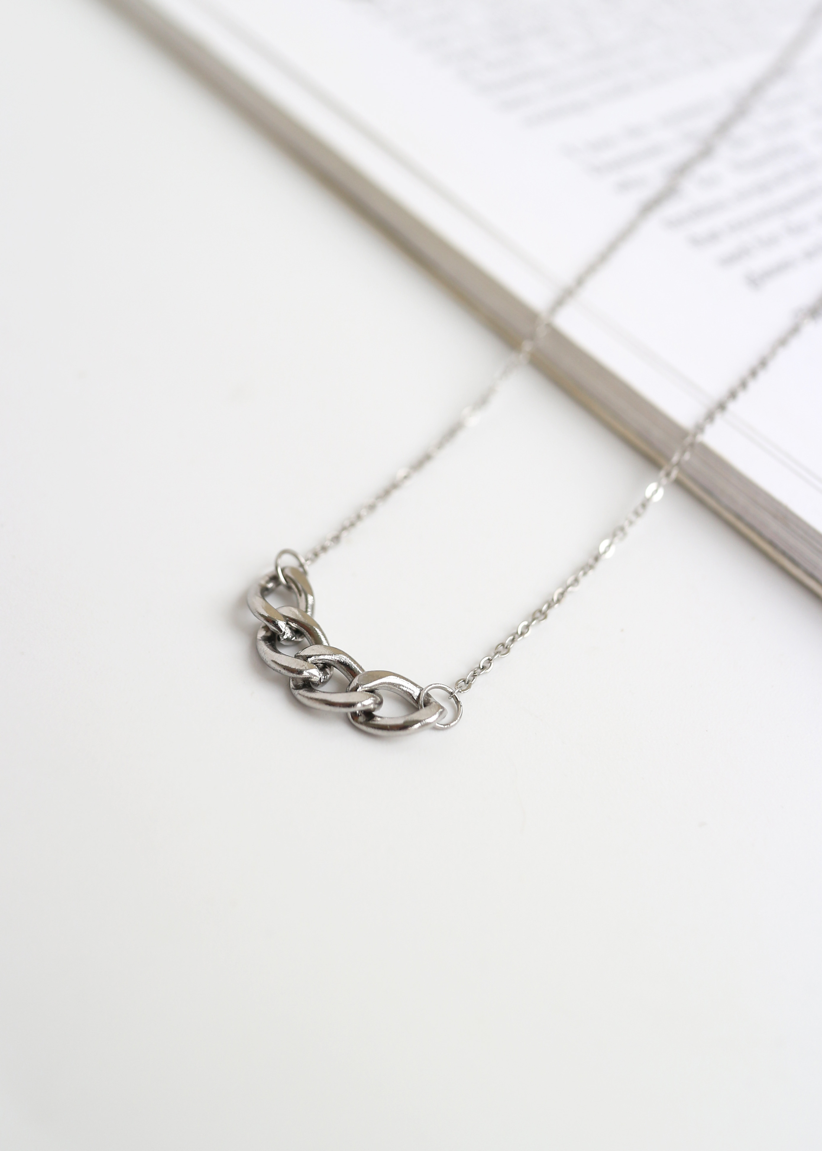 Alberta 項鍊-醫療鋼