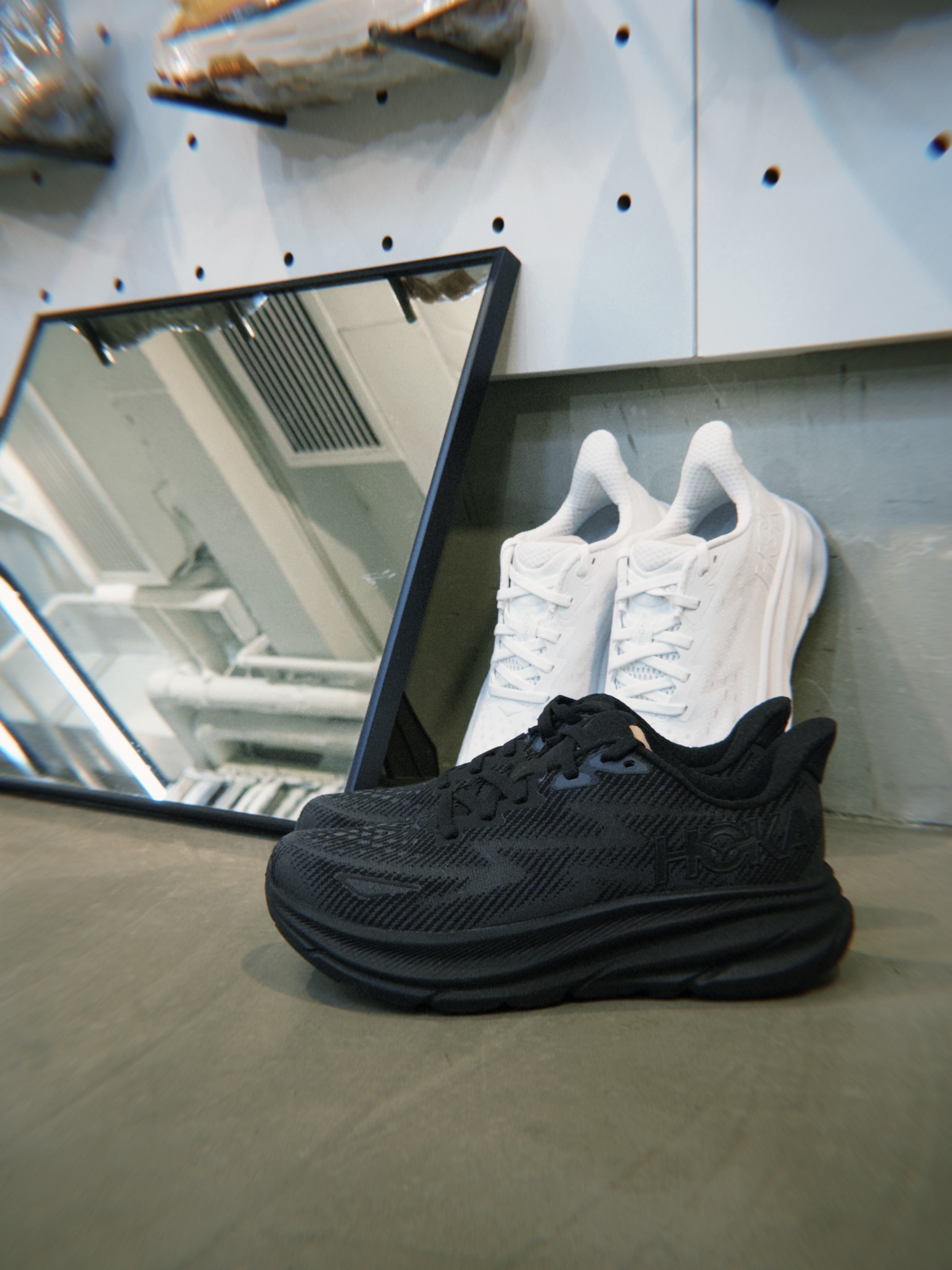 Hoka One One W Clifton 9 Black 1127896BBLC