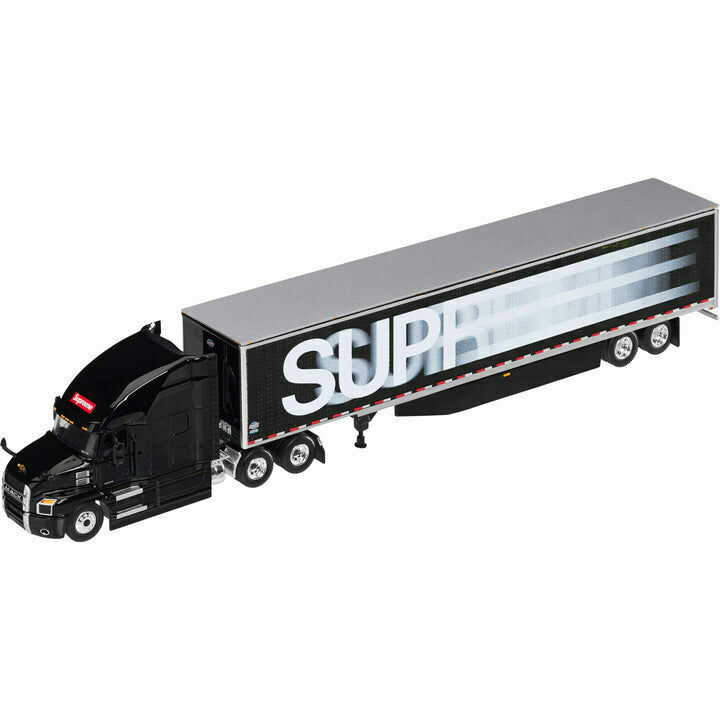 SUPREME 24SS SUPREME FIRST GEAR TRUCK