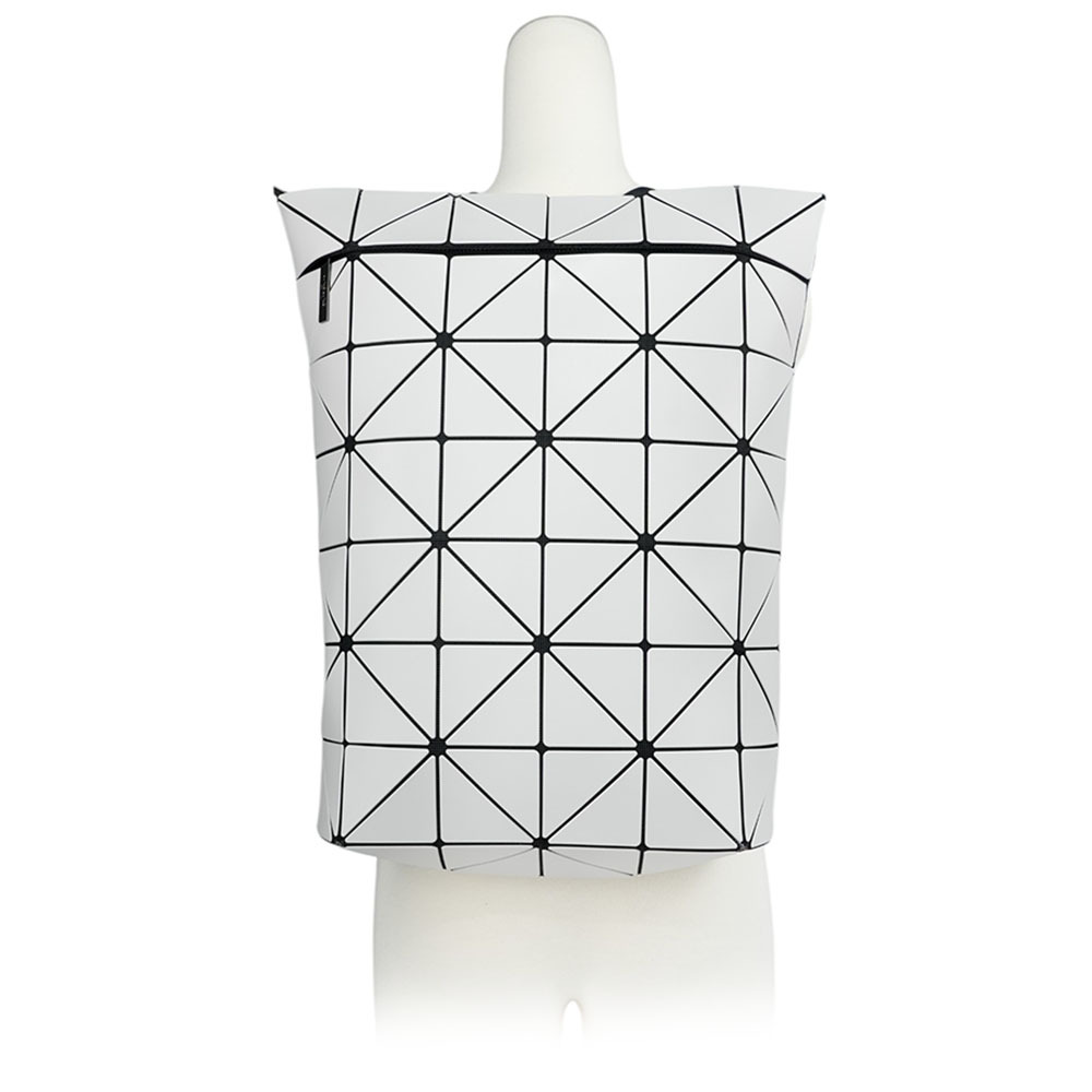 【ISSEY MIYAKE三宅一生】BAO BAO BLOCKY 啞光霧面拉鍊後背包(淺灰色)AG493 11