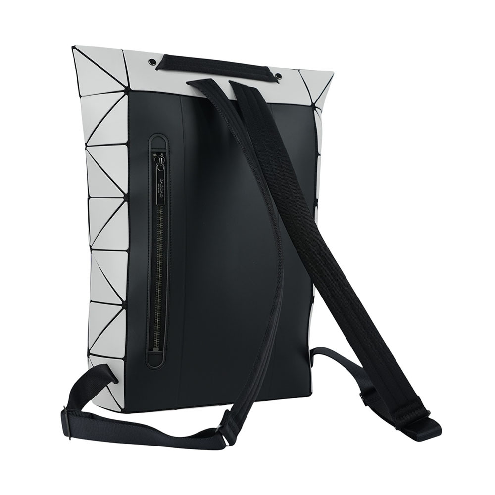 【ISSEY MIYAKE三宅一生】BAO BAO BLOCKY 啞光霧面拉鍊後背包(淺灰色)AG493 11