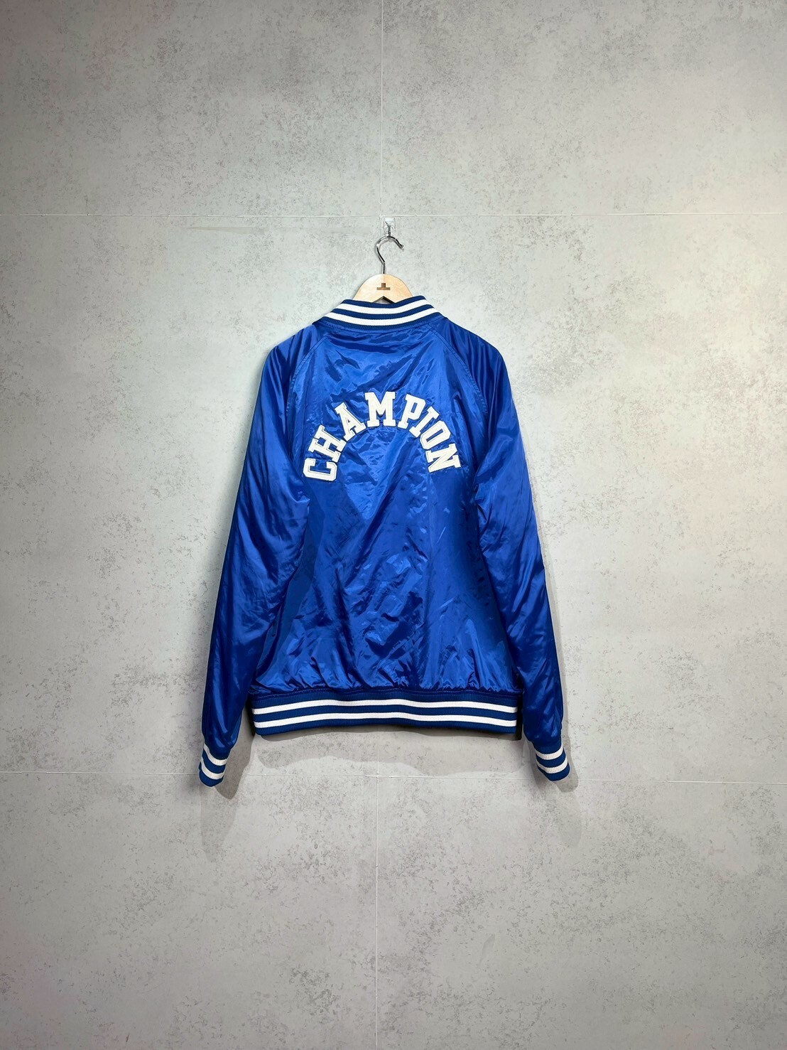Champion jacket blue SIZE XL