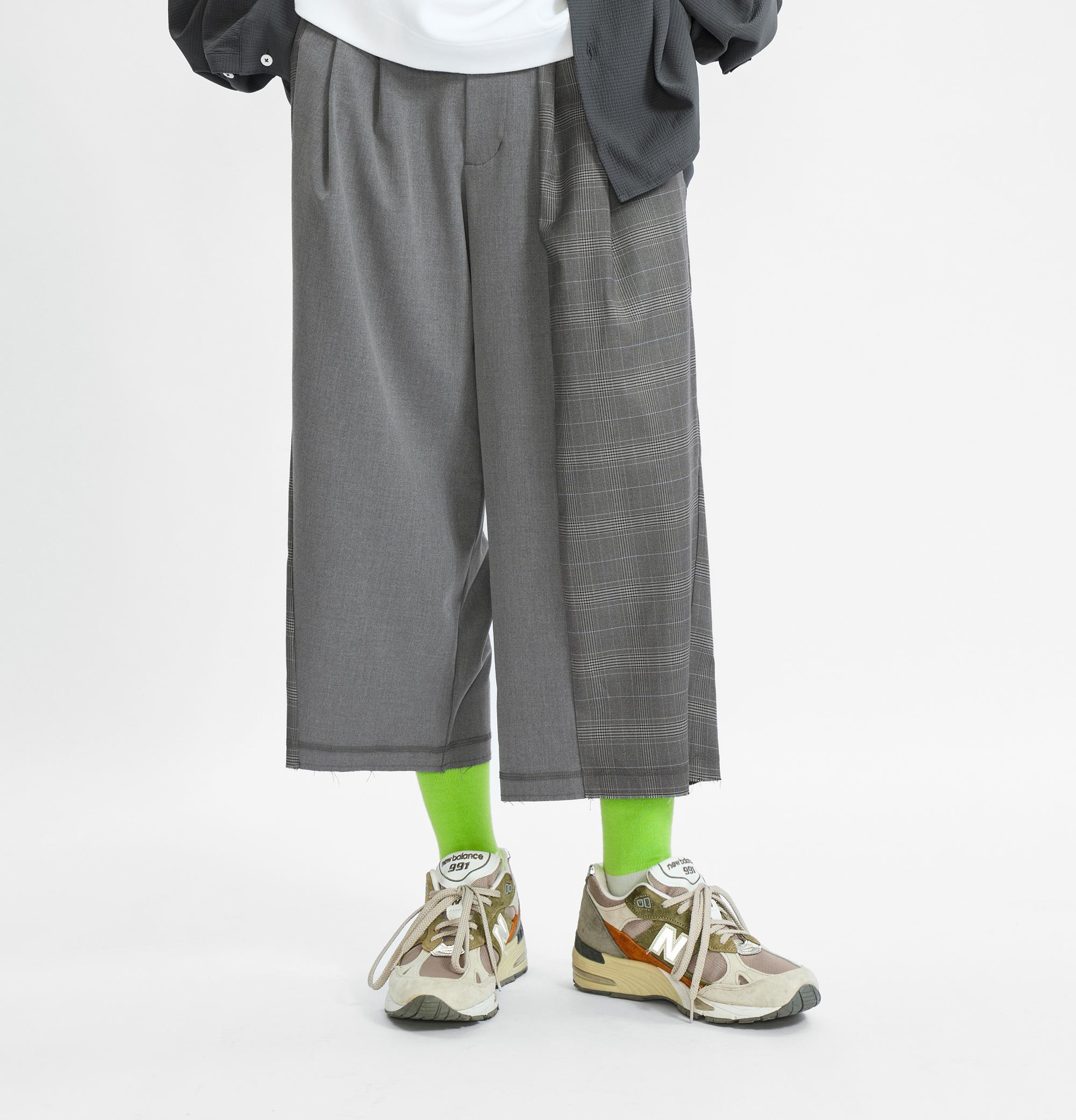MELSIGN 格紋不對稱拼接七分褲 淺灰/深灰 25 S/S Asymmetrical Panel Trousers : Version 7/10
