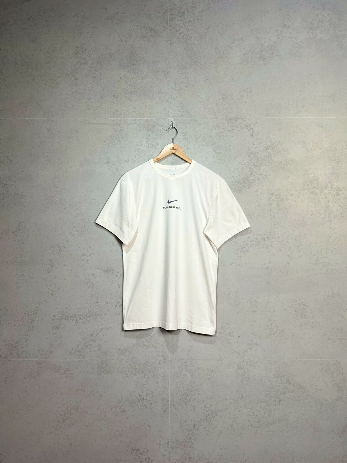 Nike Dri-Fit Uv Hyverse Short-Sleeve T-Shirt SIZE S