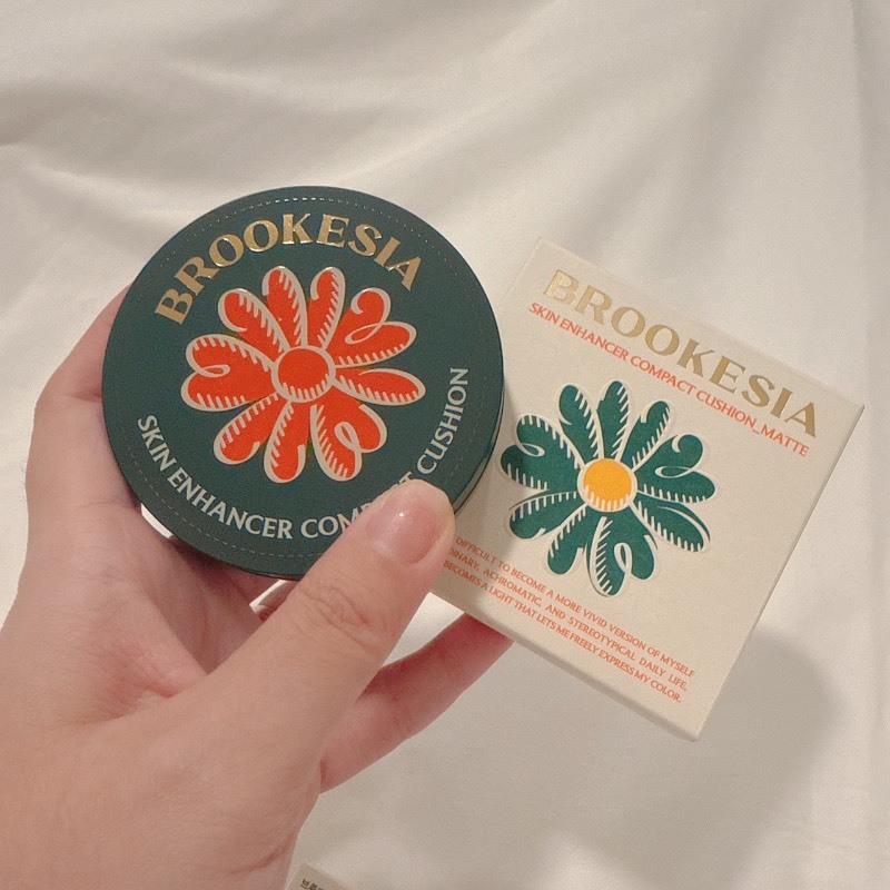 (預購商品) 韓國 BROOKESIA 小雛菊霧面氣墊粉餅 12g SPF40 PA++