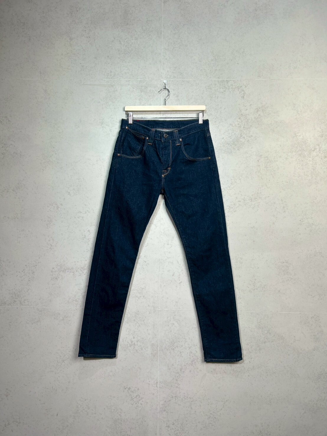 LEVI'S Red 502 Taper Jeans SIZE W30