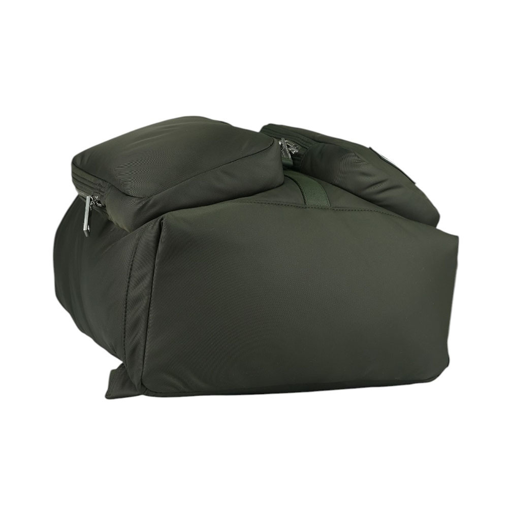 【BURBERRY】Rucksack 白色方形標誌中型軍旅後背包(暗土色) 80905601