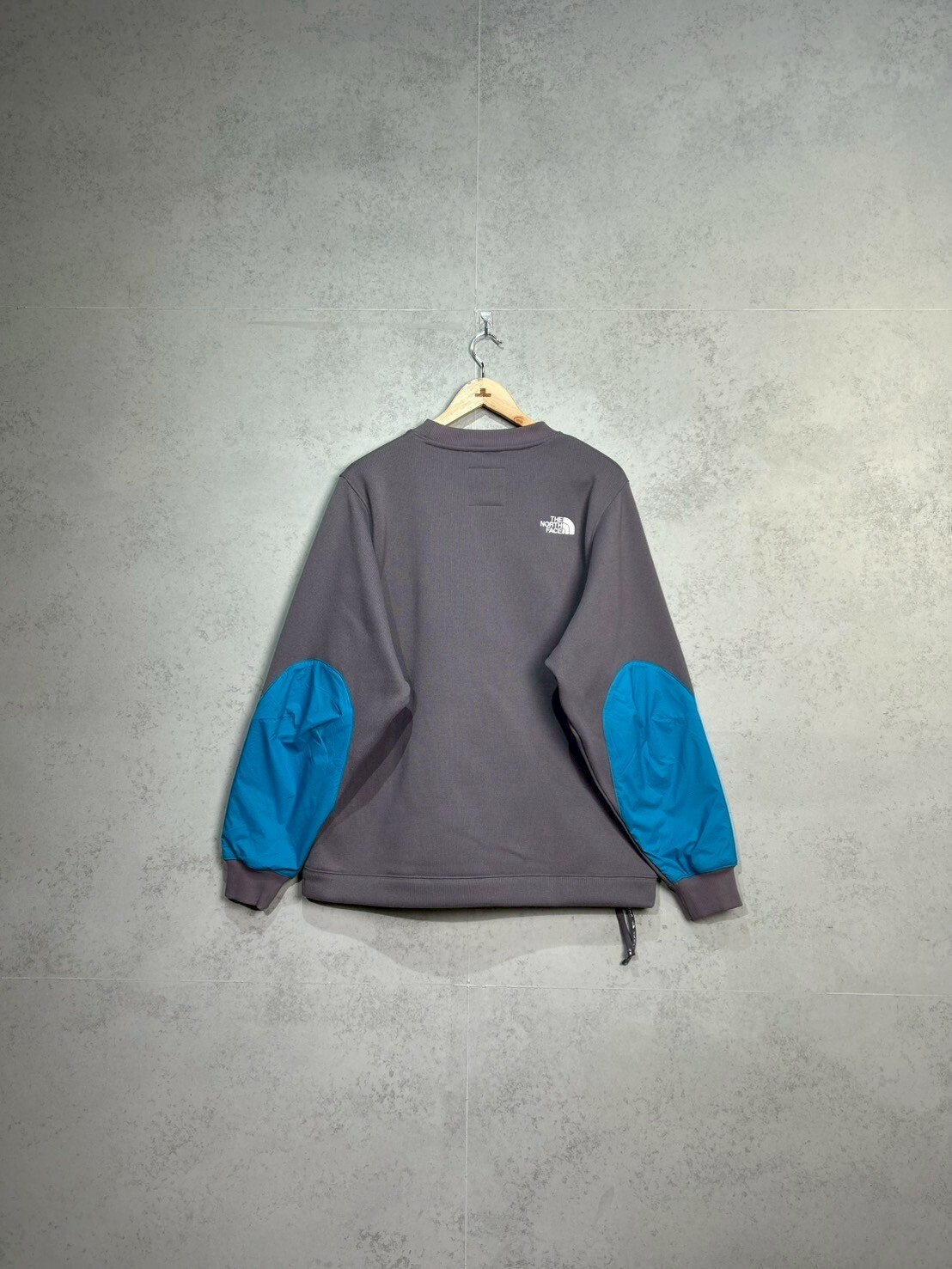 THE NORTH FACE Pocket Crewneck BLUE SIZE S