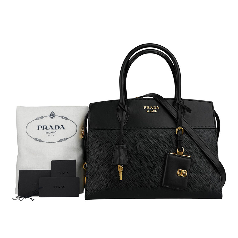 【PRADA】Esplanade 金字浮雕標誌防刮皮革二用中款托特包(黑色)1BA046