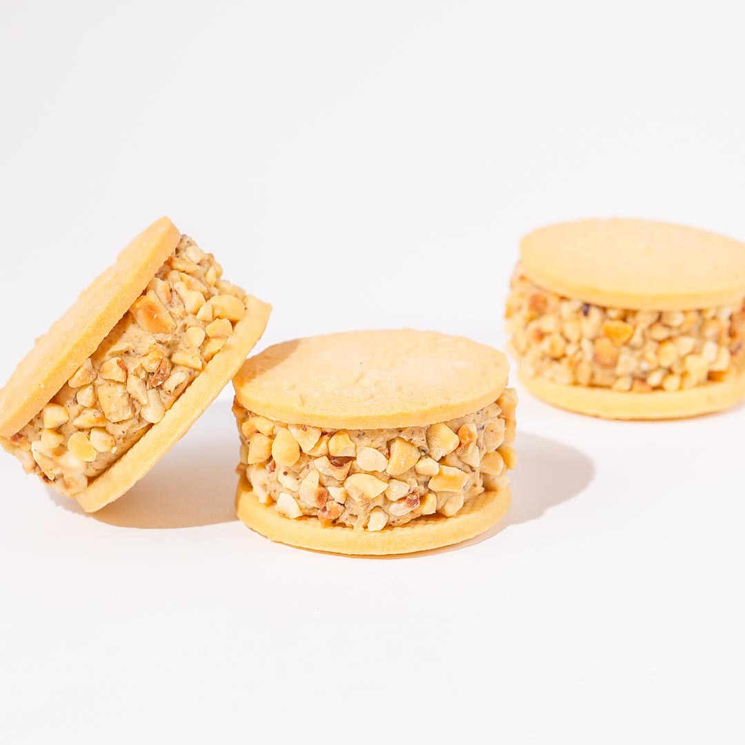 ice-sandwich-biscuit-caramel-macchiato