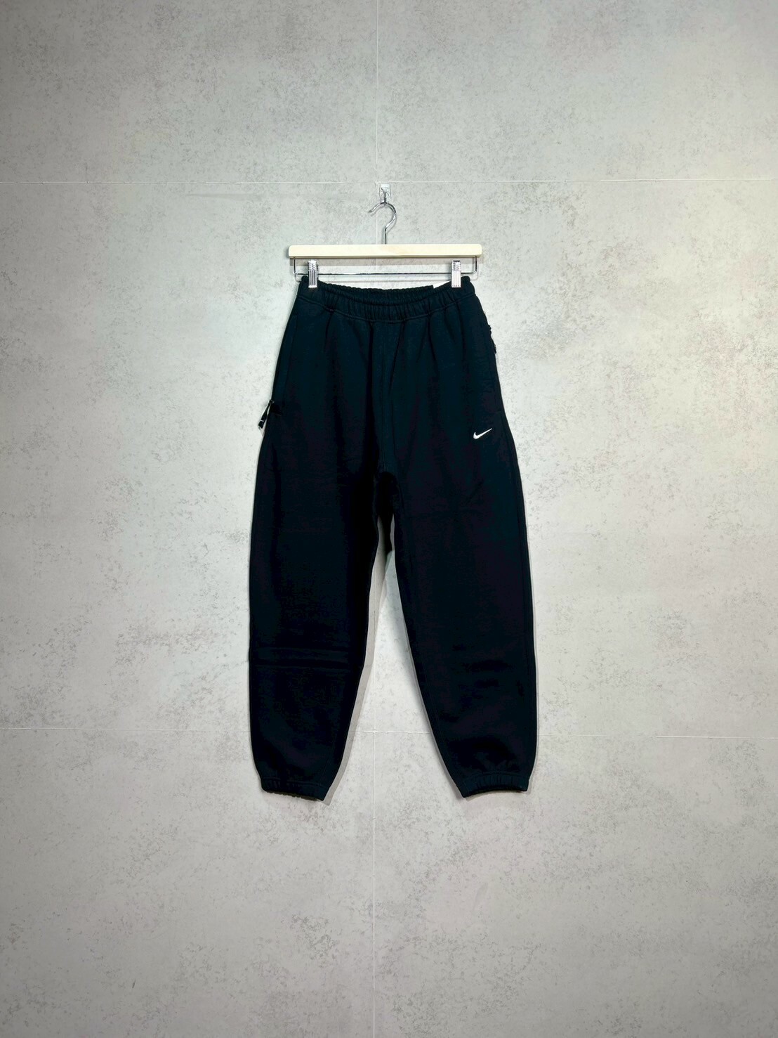 NIKE Loose Fit Fleece Pants SIZE S