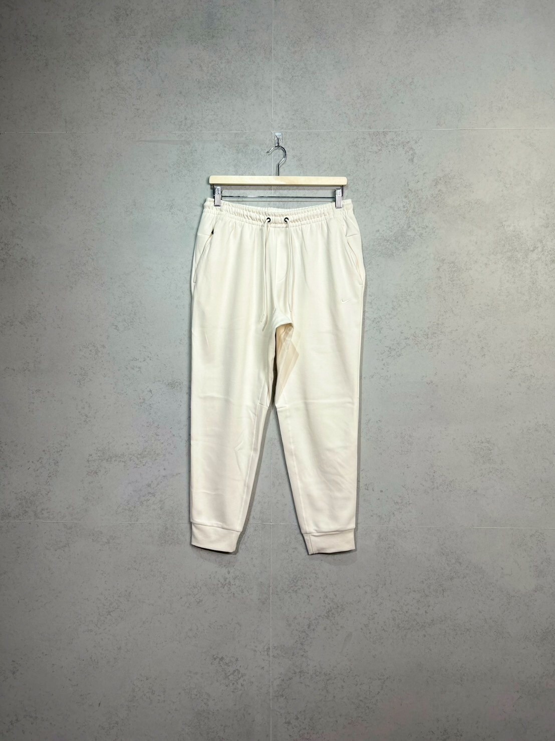 NIKE Primary Fleece Dri-FIT UV Joggers SIZE S