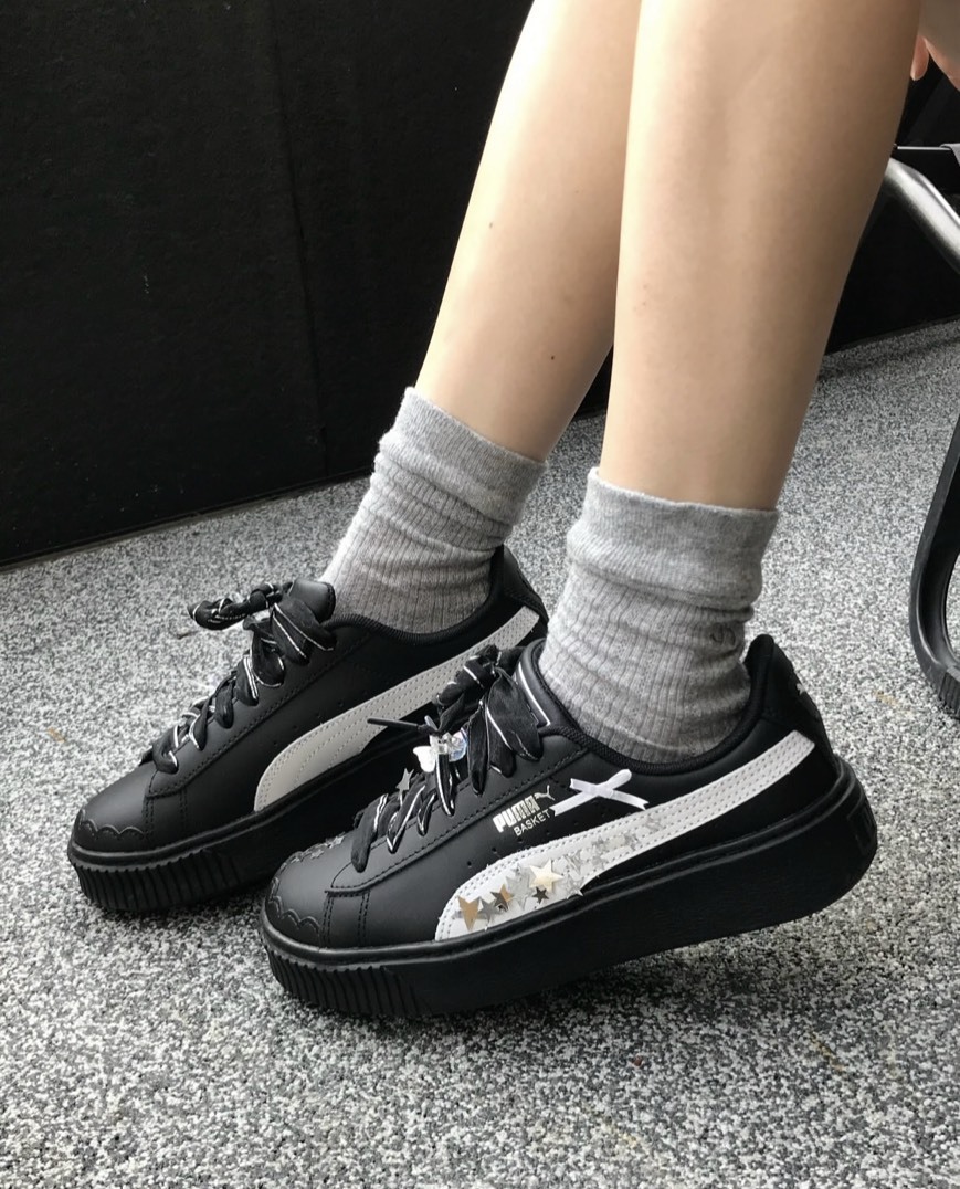 PUMA Mostro 板鞋 緞帶 花邊 小厚底 甜酷黑 404157-02