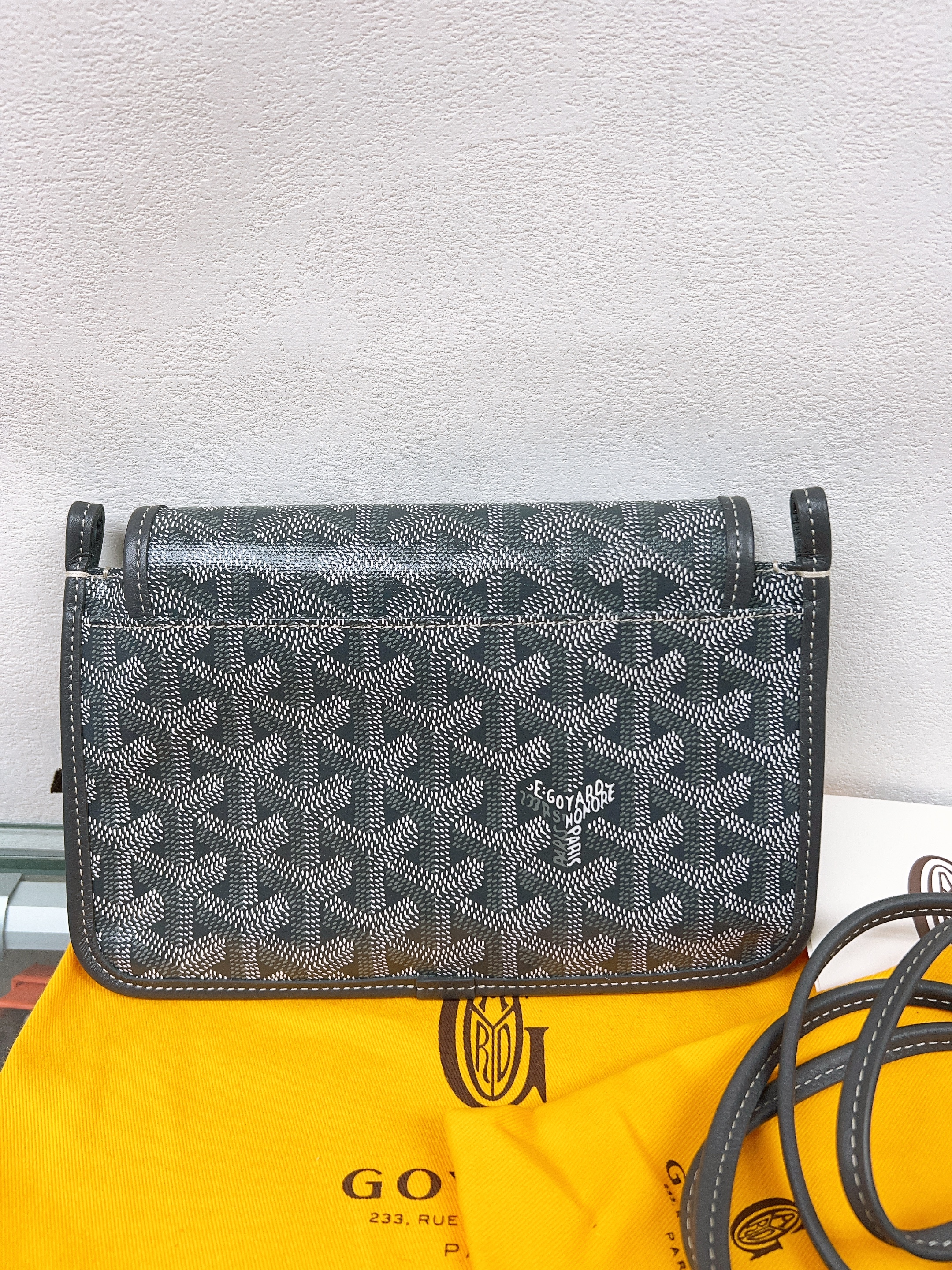 *Brand New* Goyard plumet pocket wallet grey