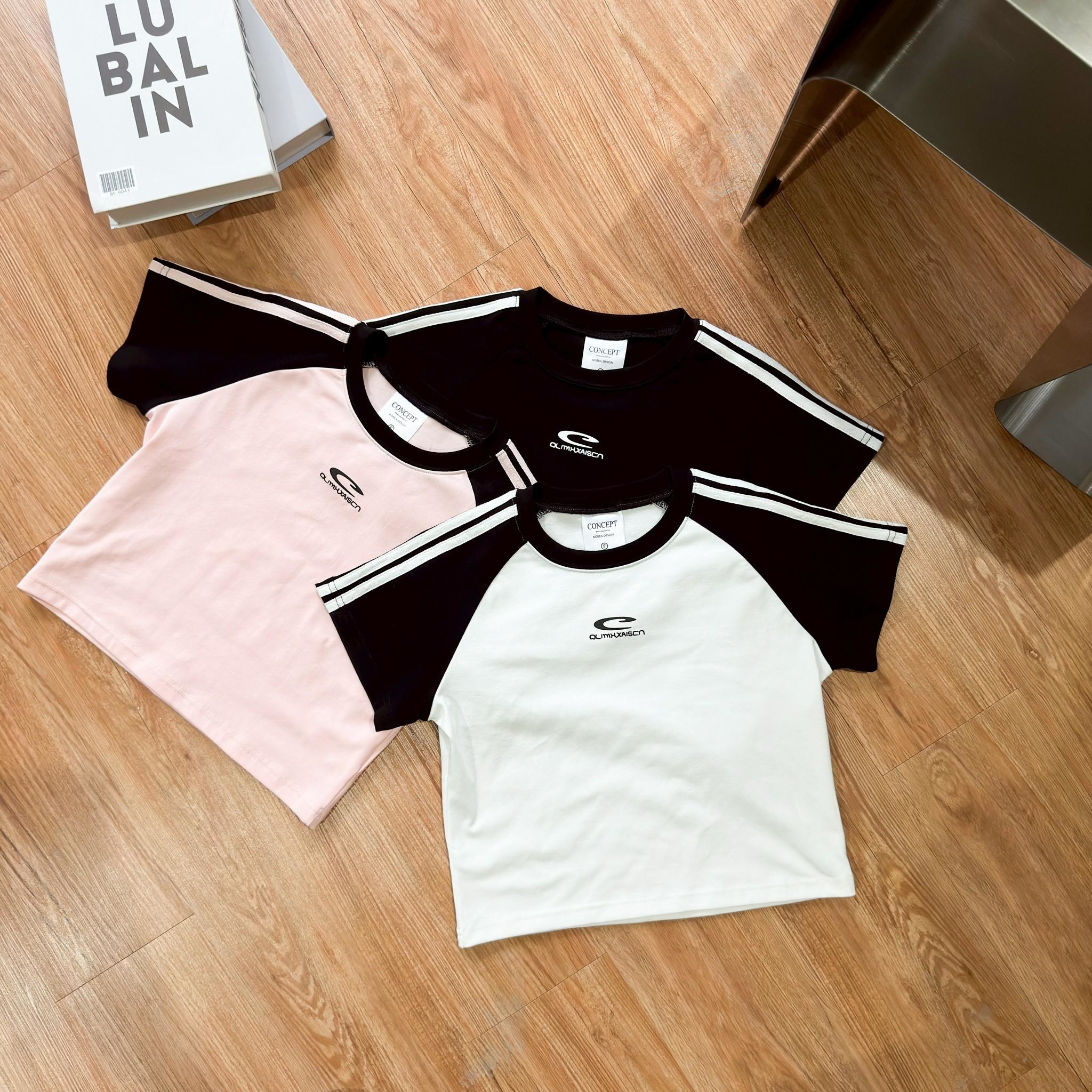 韓國短袖 C字撞色線條合身短版T 80901