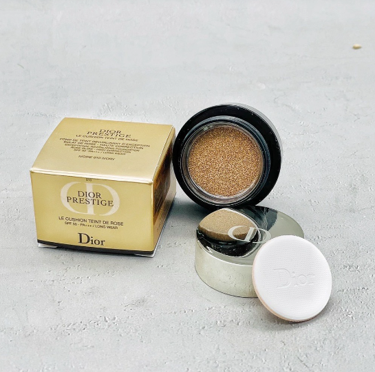 DIOR 迪奧精萃再生花蜜氣墊粉餅 4g(色號#010 象牙色)