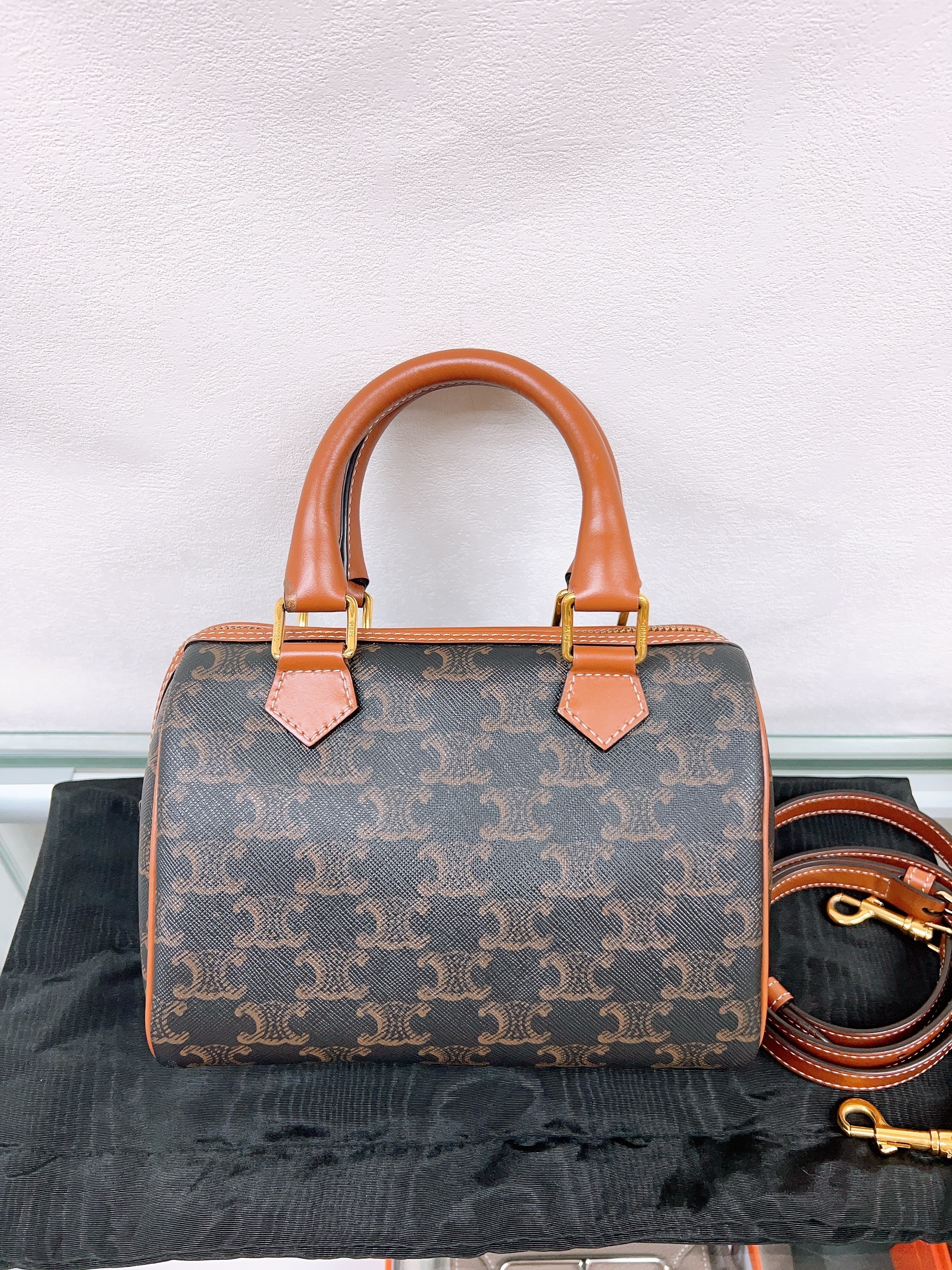Celine boston small (brown monogram)