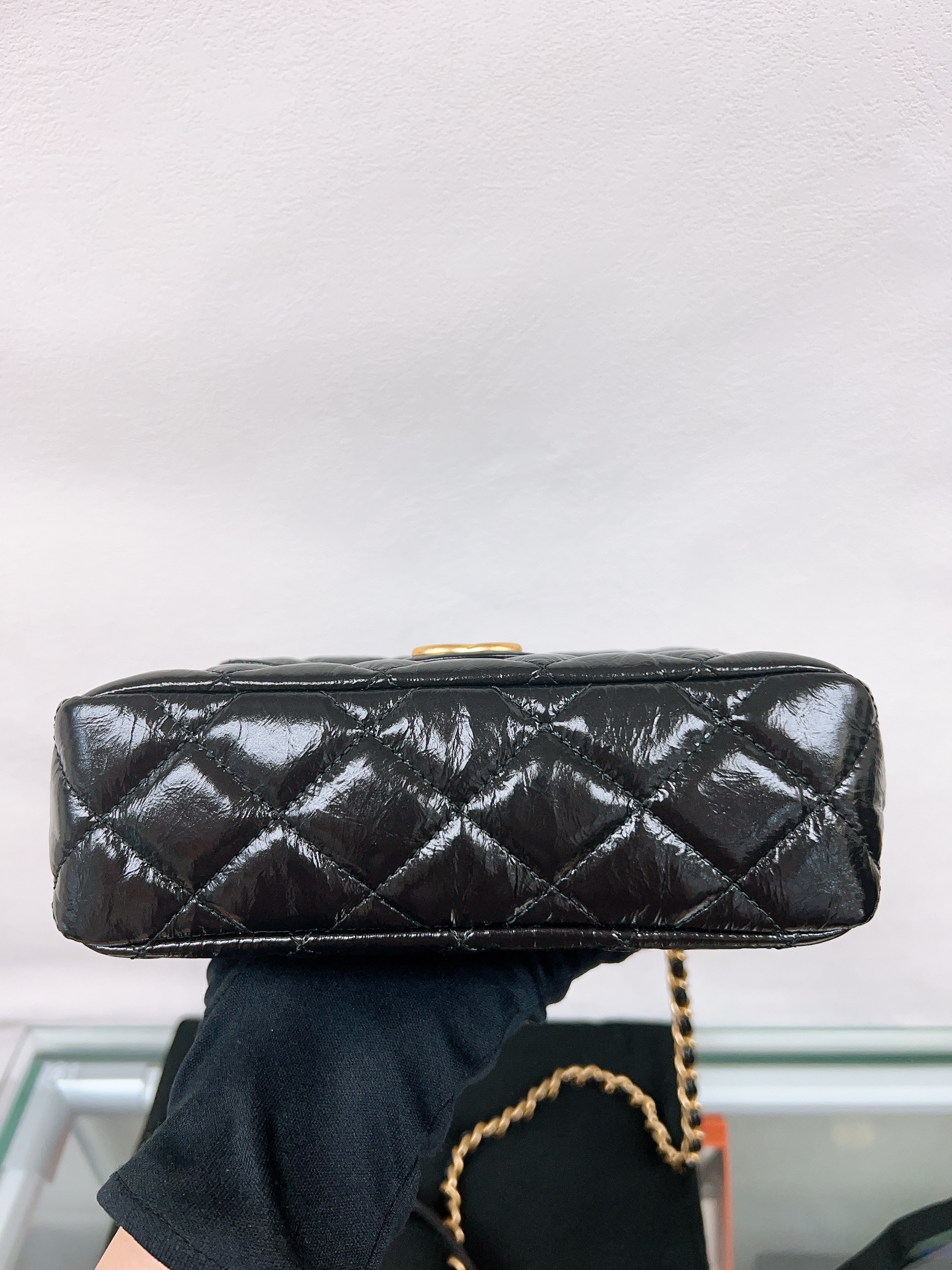 Chanel wavy hobo small black GHW 天貓精靈