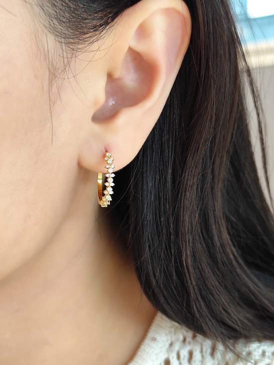 18K黃金鑽石圈形耳環