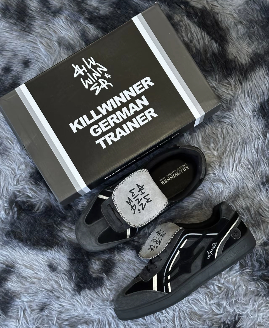 【APAIR】預購 Killwinner 黑灰 德訓鞋 情侶款 男女鞋 KWDX240103