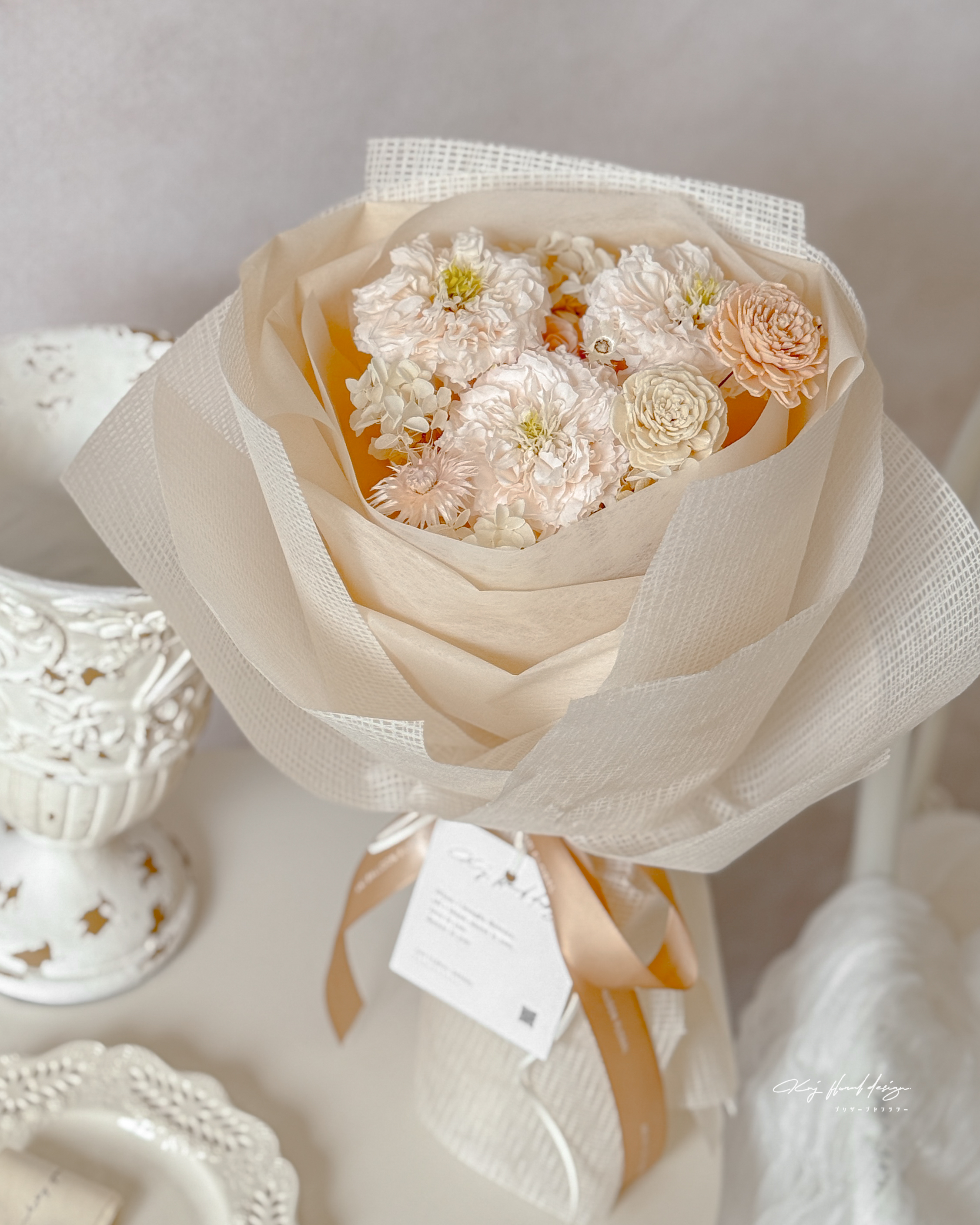 重瓣玫瑰永生花束