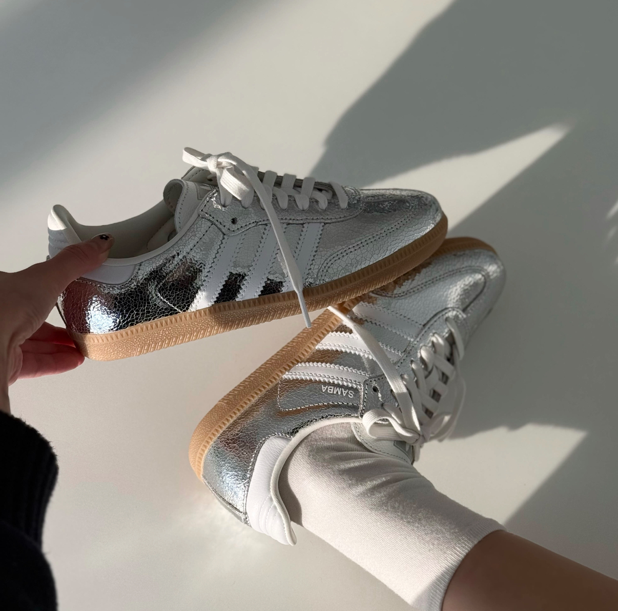 Adidas Originals Samba OG 破碎銀 錫灰色 銀白色 金屬裂紋 Y2K 焦糖底 復古 德訓鞋 T頭鞋 JR0035/預購