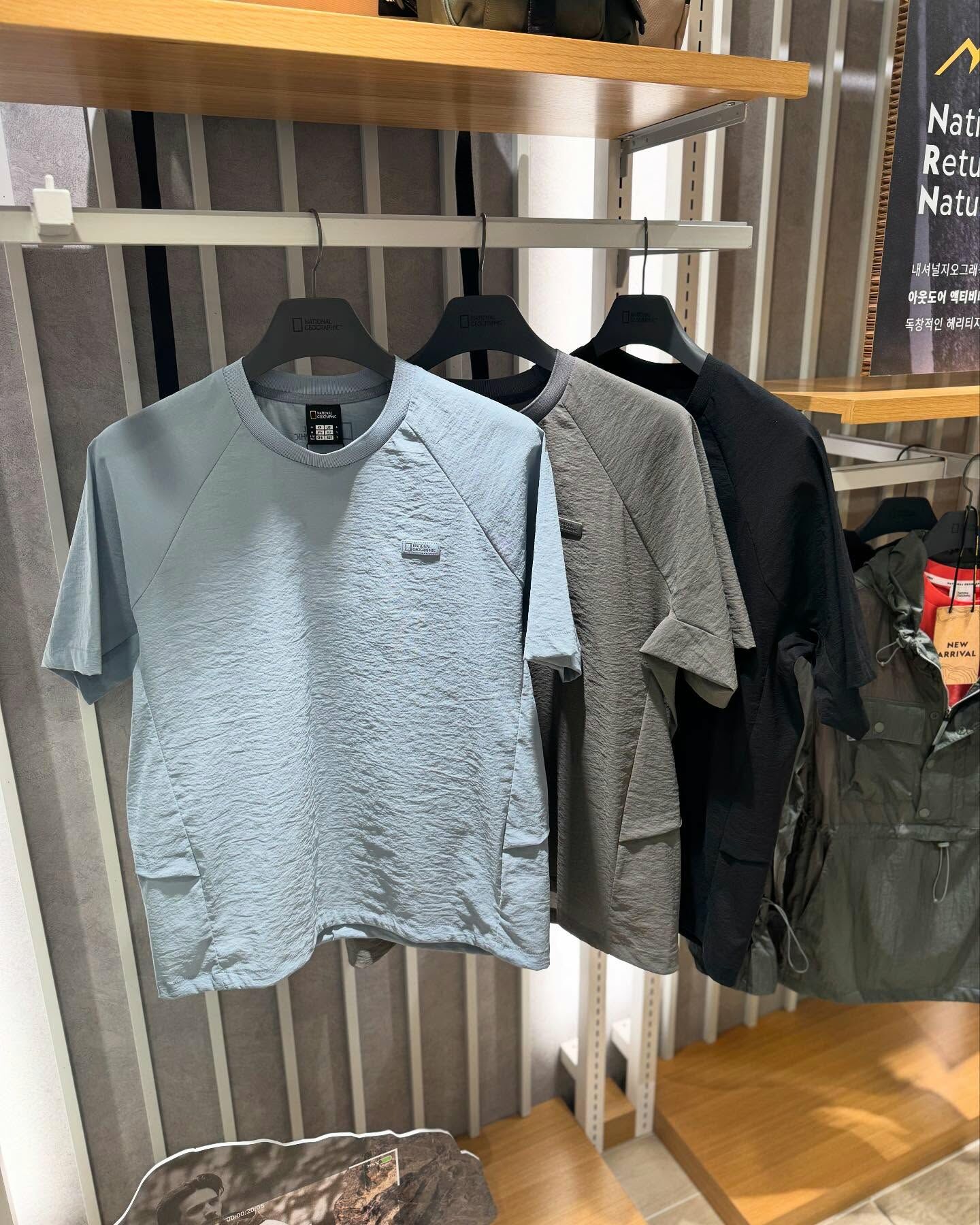 【代購】NATIONAL GEOGRAPHIC 國家地理 梭織 半寬 貼標 短袖 短T N252UTS310