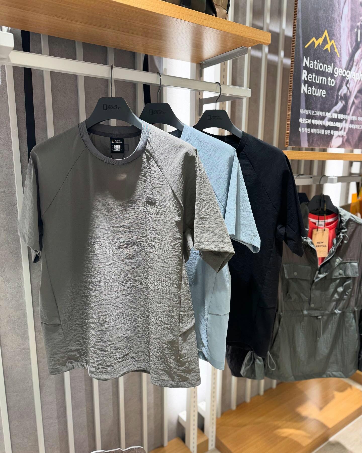 【代購】NATIONAL GEOGRAPHIC 國家地理 梭織 半寬 貼標 短袖 短T N252UTS310