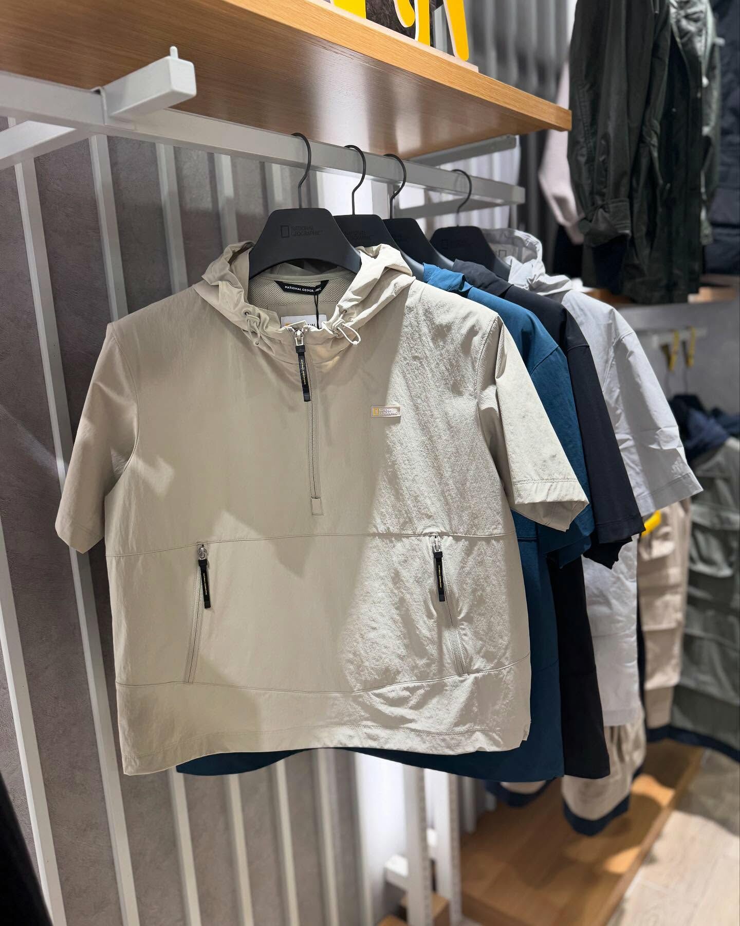 【代購】NATIONAL GEOGRAPHIC 國家地理 輕量 梭織 連帽 半拉 短袖 N252UFT141 / N252UFT941