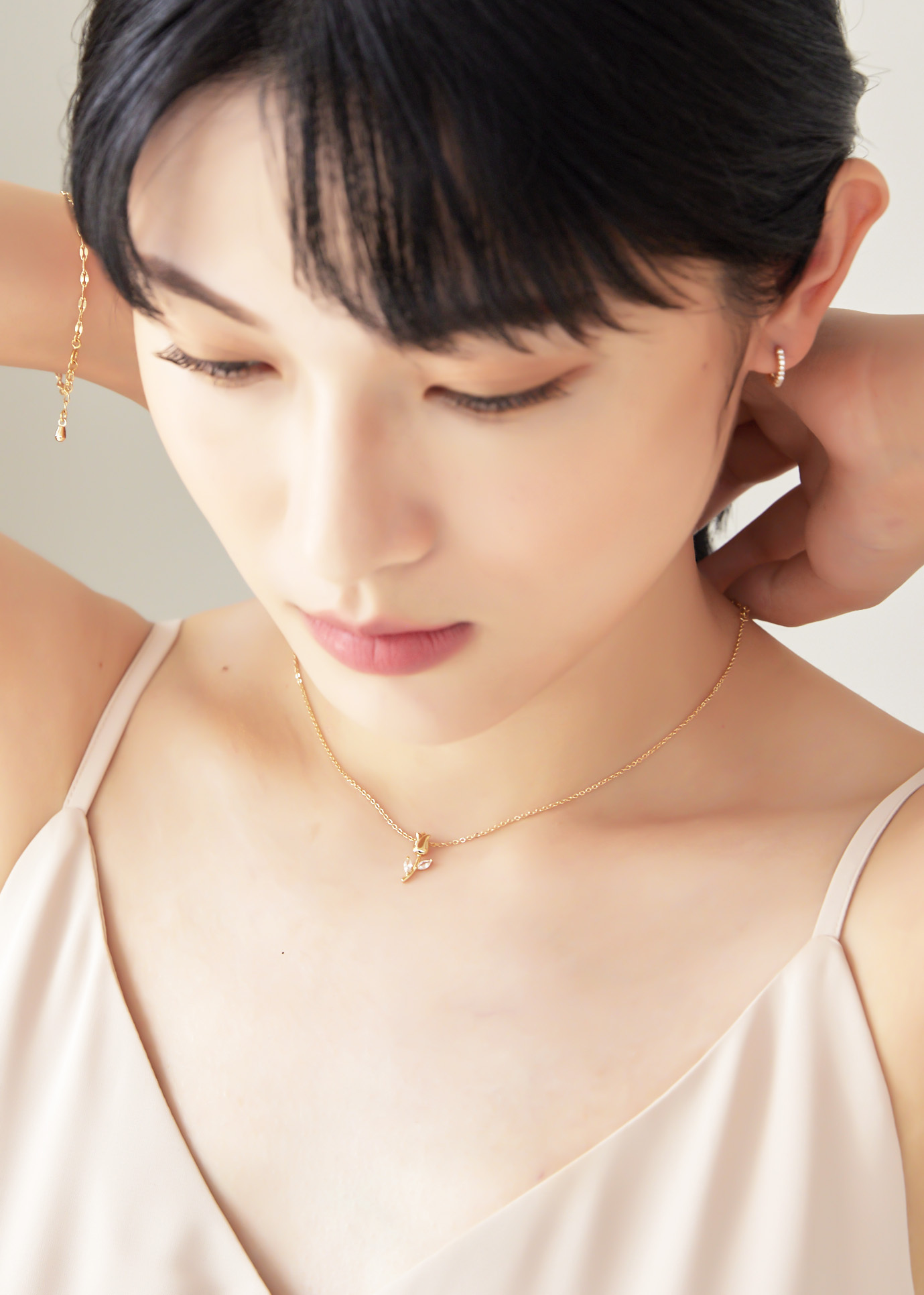 鬱金香鋯石項鍊