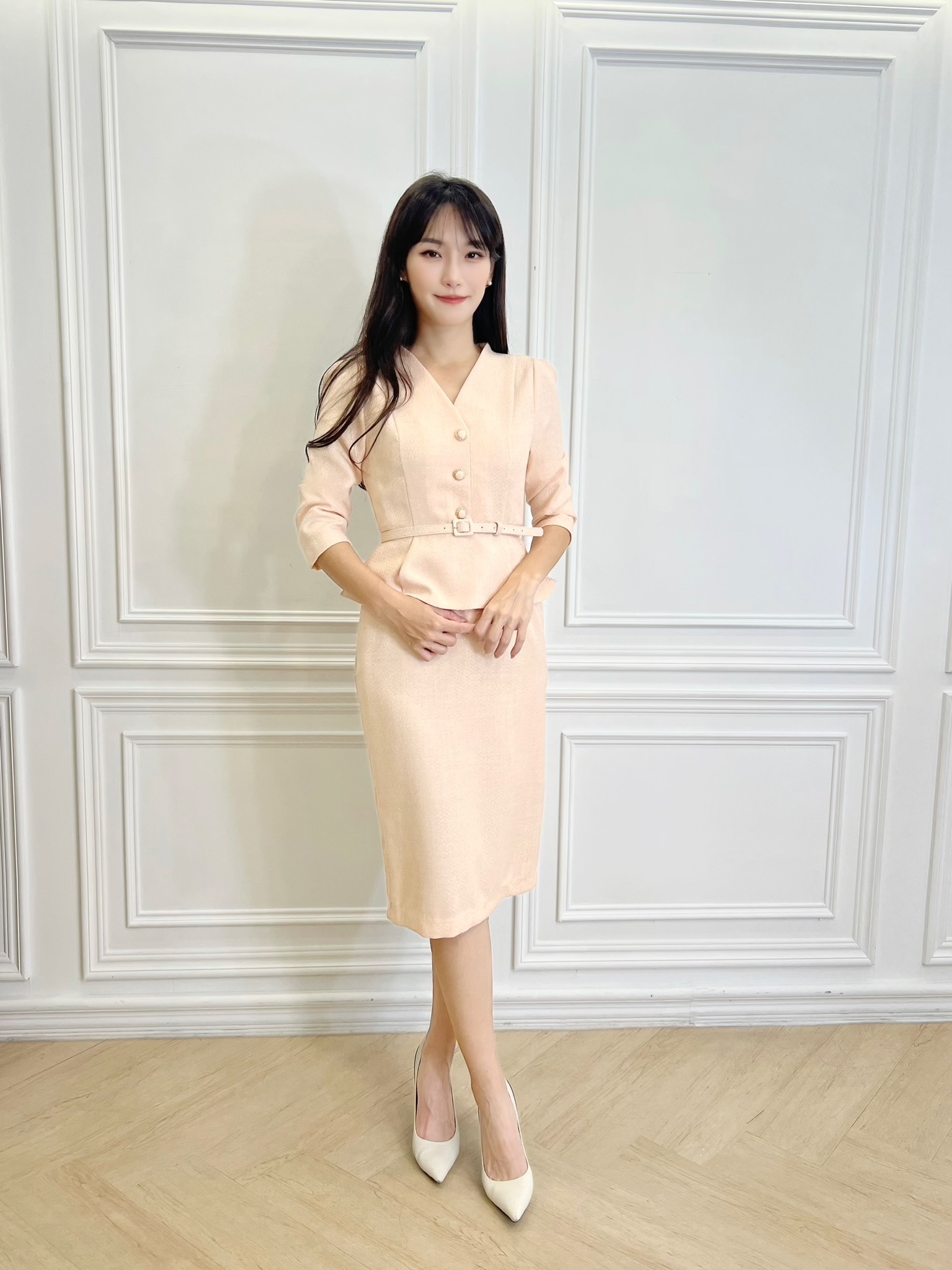 V領織紋腰帶荷葉洋