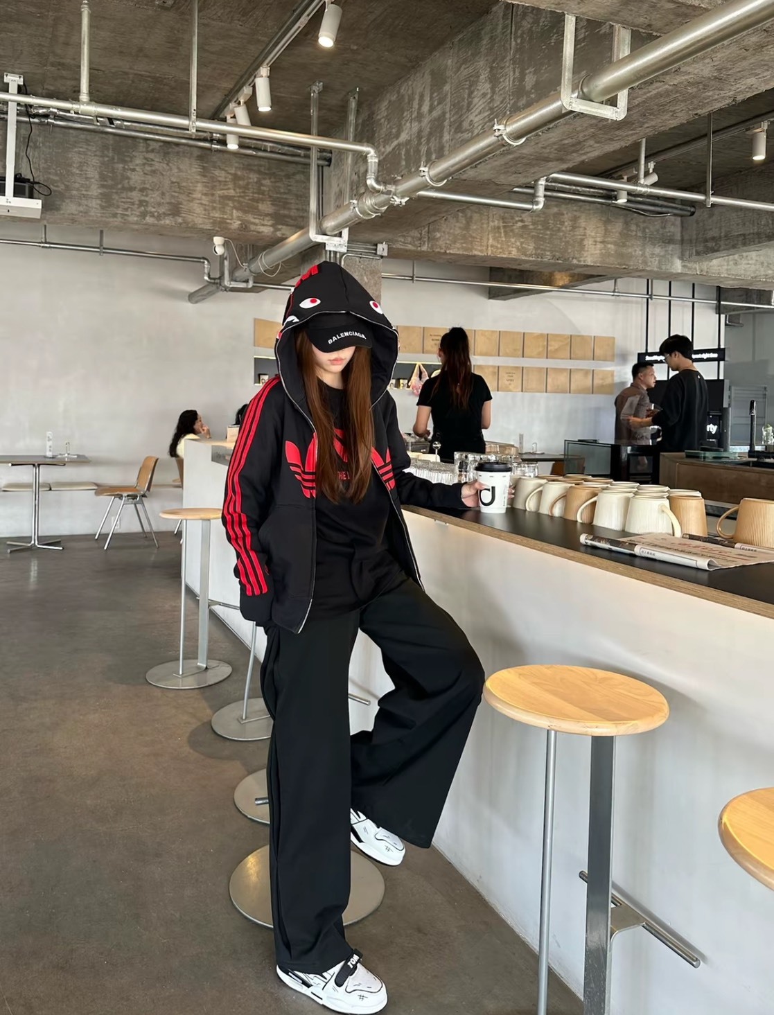 紅黑條紋連帽外套｜猿人聯名時尚夯品