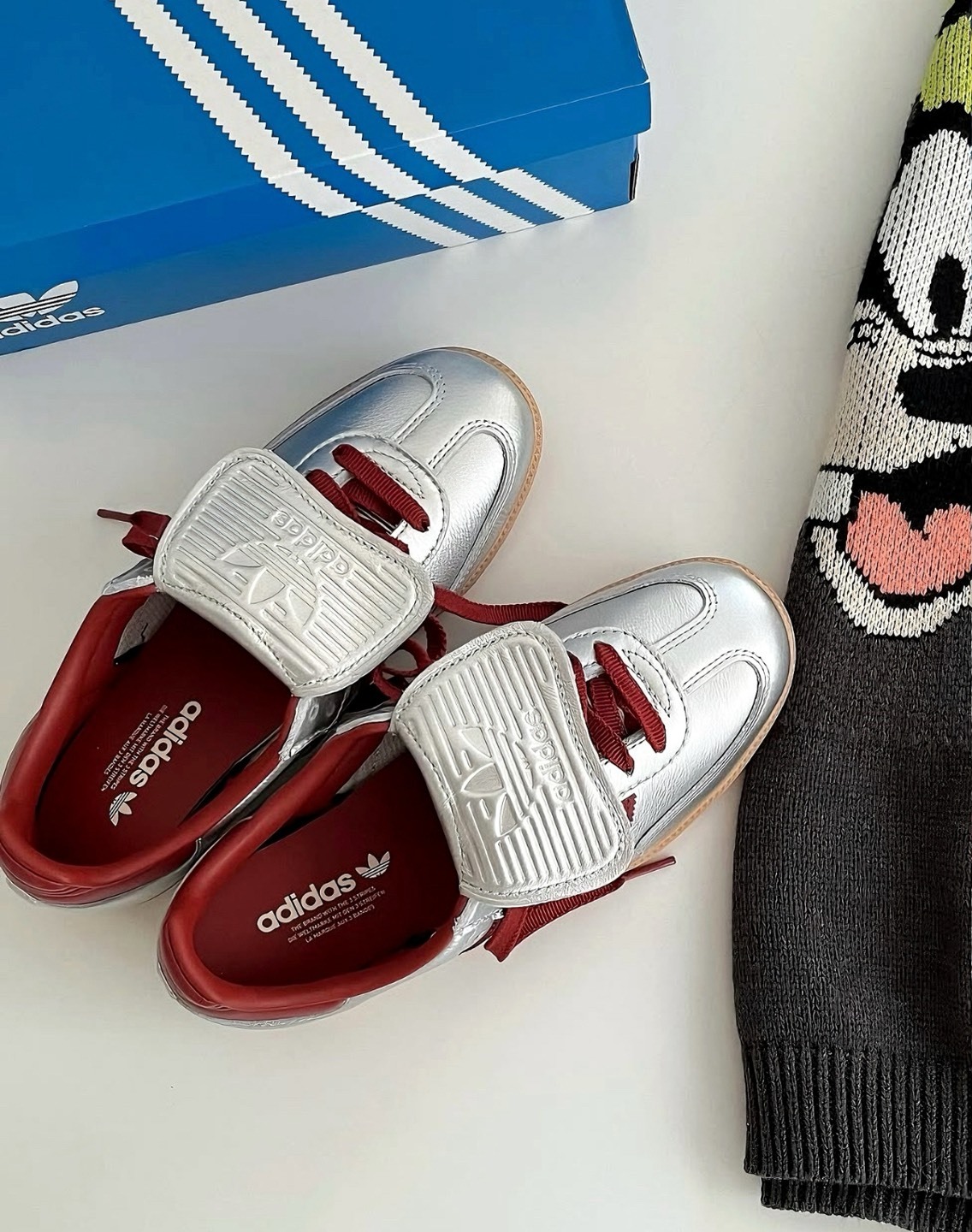 adidas Originals Samba LT W 銀紅女款 低幫板鞋｜銀光紅條