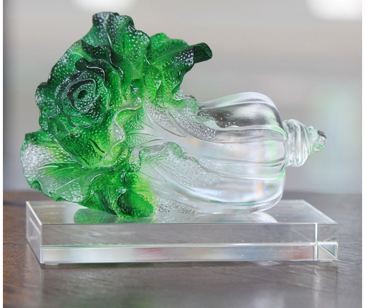 鹿港窯禮品館│精緻琉璃白菜擺件 - 象徵繁榮與吉祥的藝術珍品