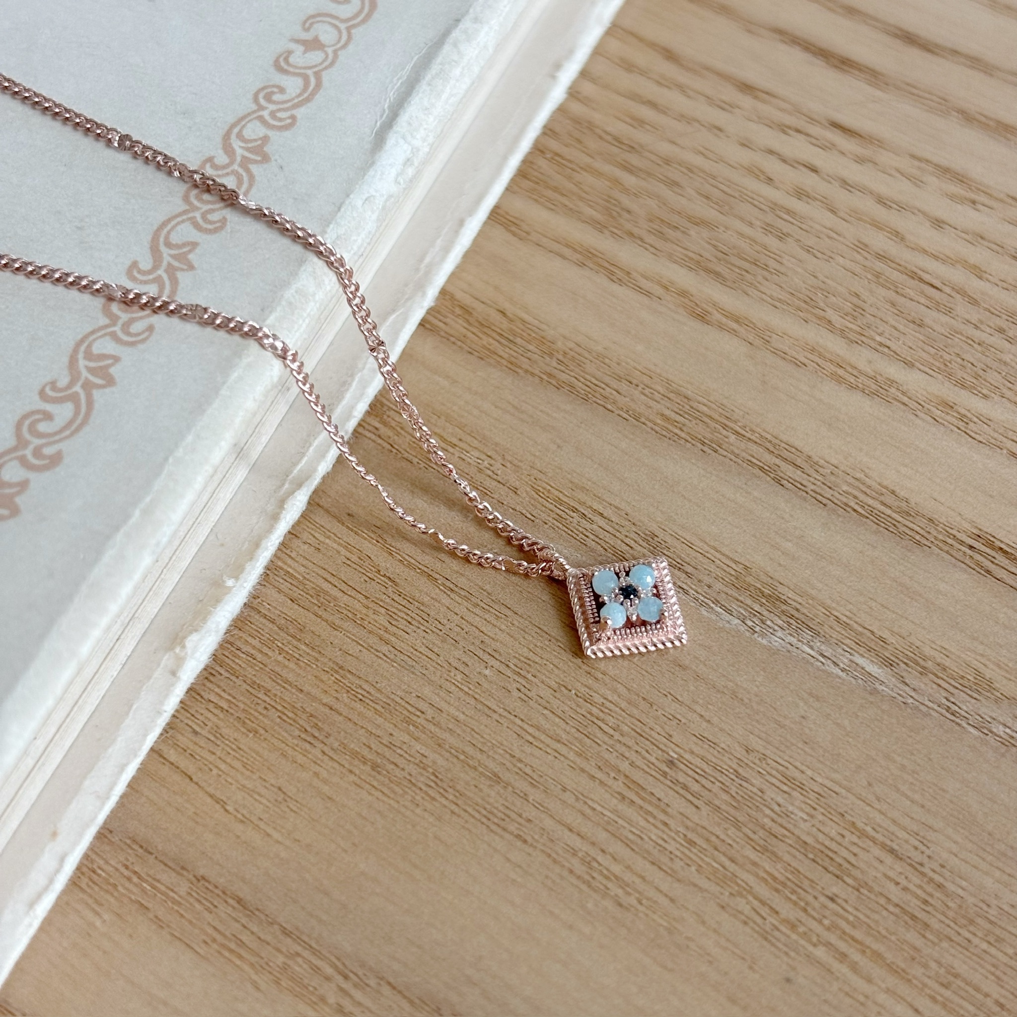 Frame水藍倫敦托帕石項鍊