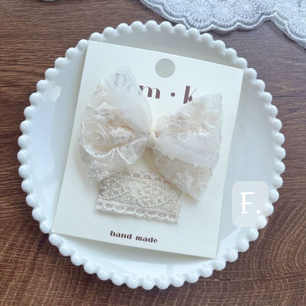 蕾絲蝴蝶結髮夾