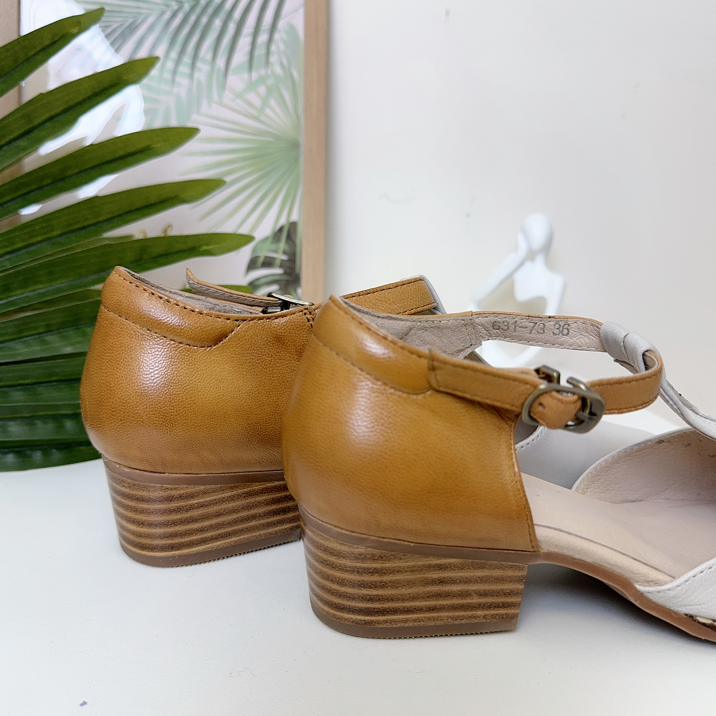 (I) 意大利羊皮啡帶扣尖頭鞋  (後高1.5吋) (正常碼) 631-73 #2803