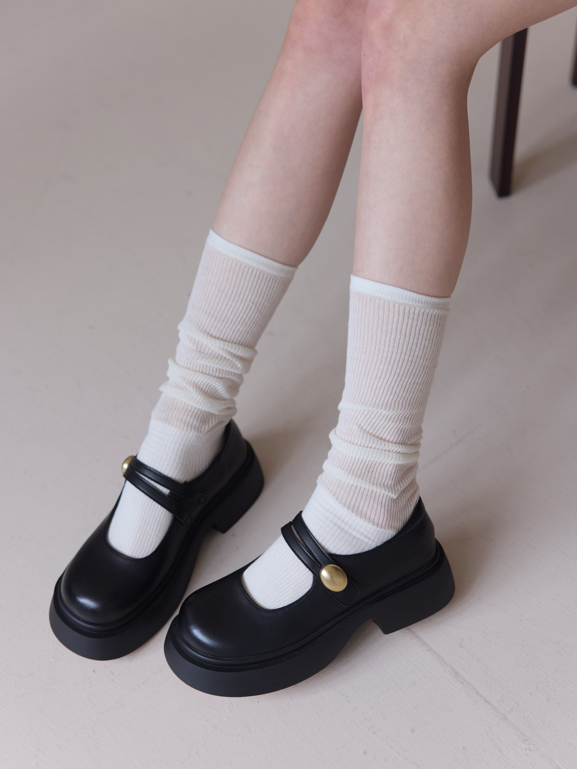 裸肌清透感坑紋薄長襪