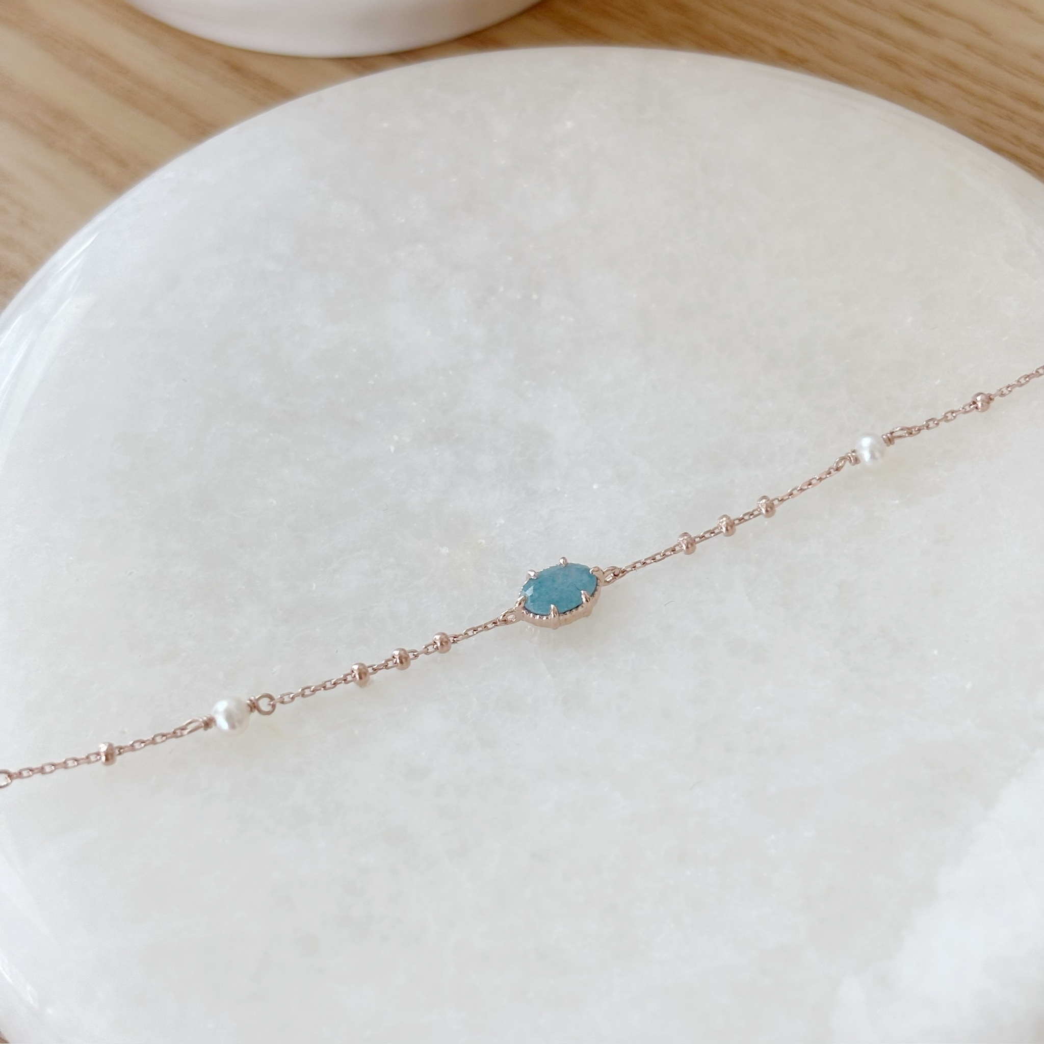 六爪小橢圓水藍石英珍珠手鍊